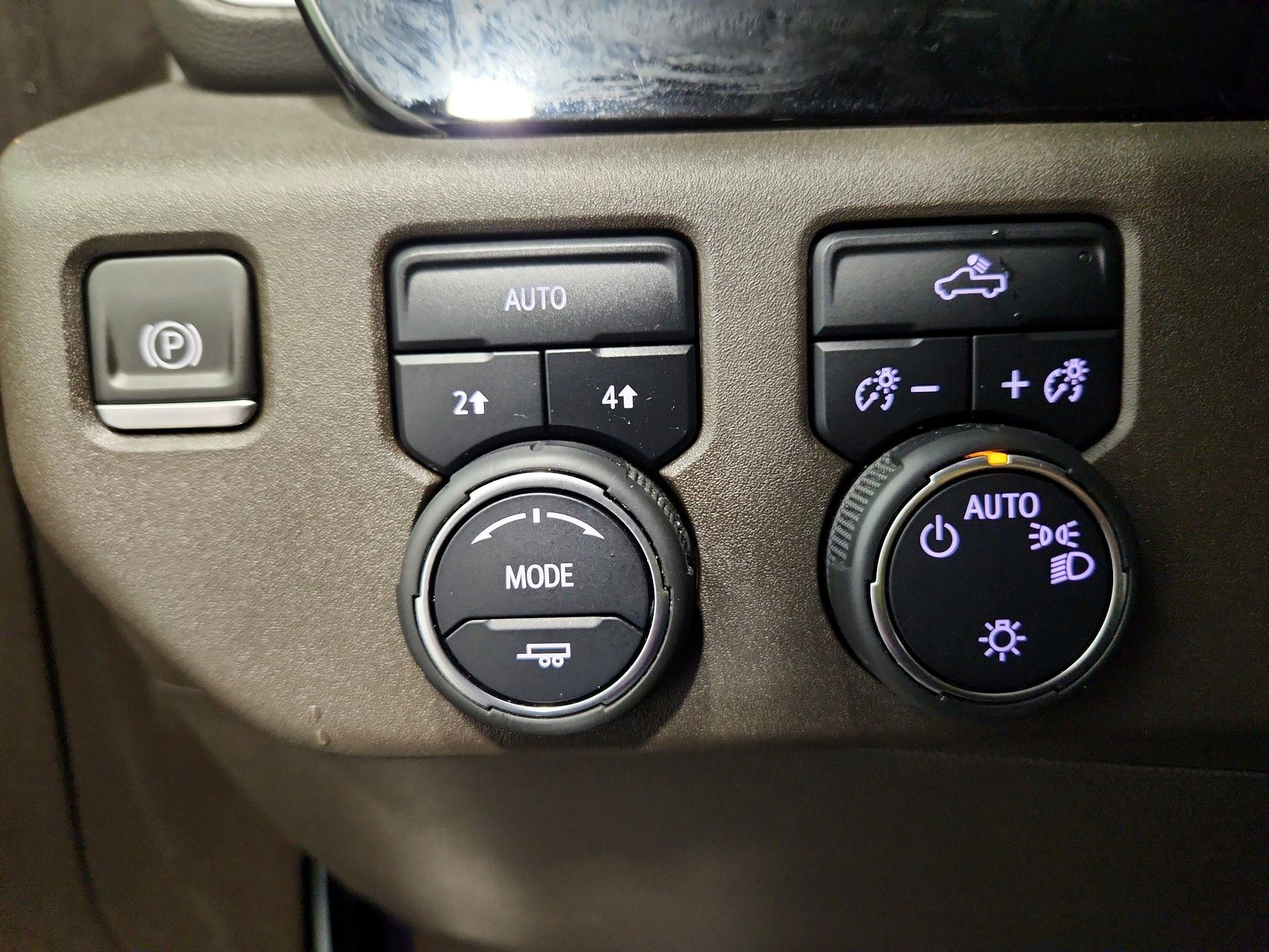 Thumbnail: 2022 Chevrolet Silverado 1500 - 13