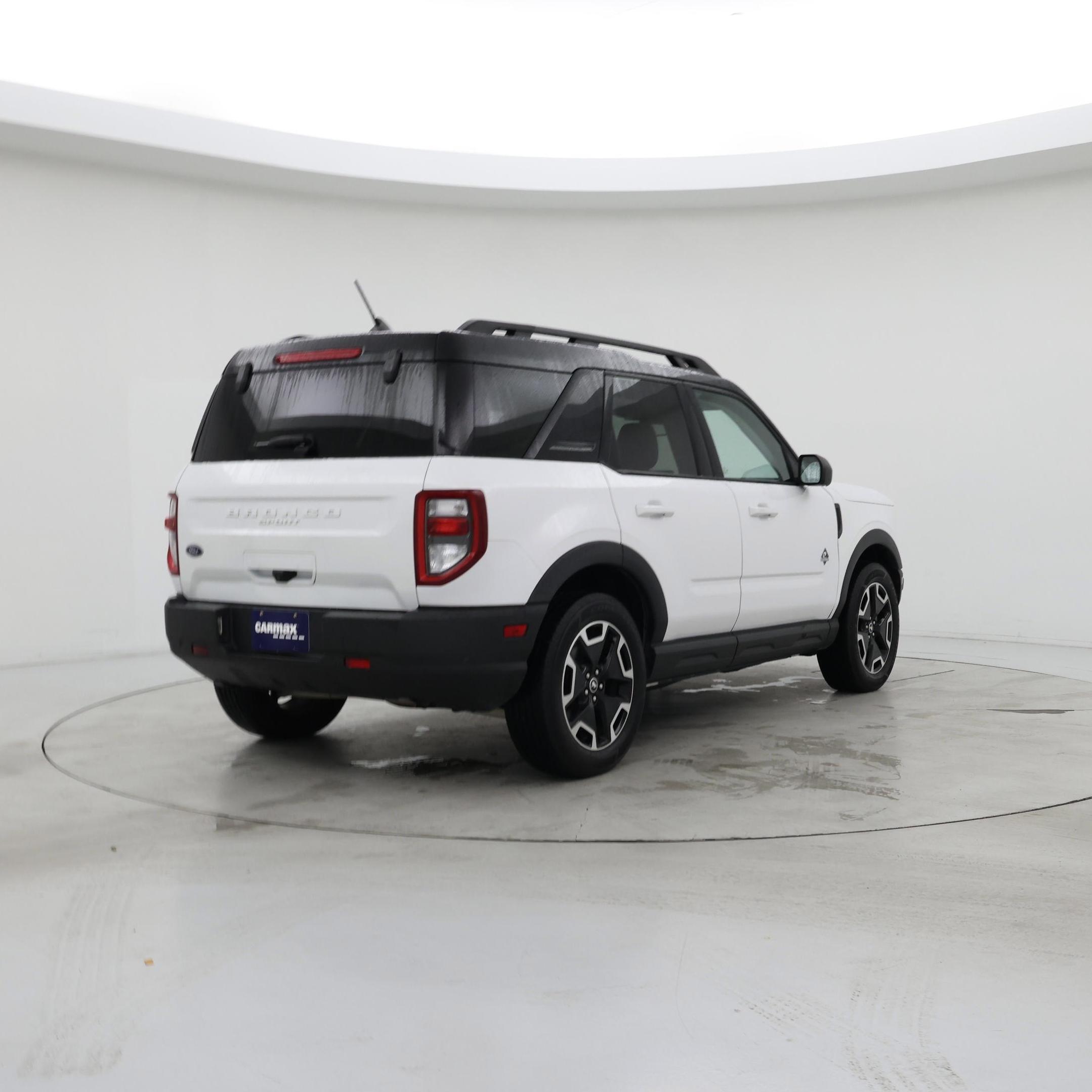 Thumbnail: 2022 Ford Bronco Sport - 8