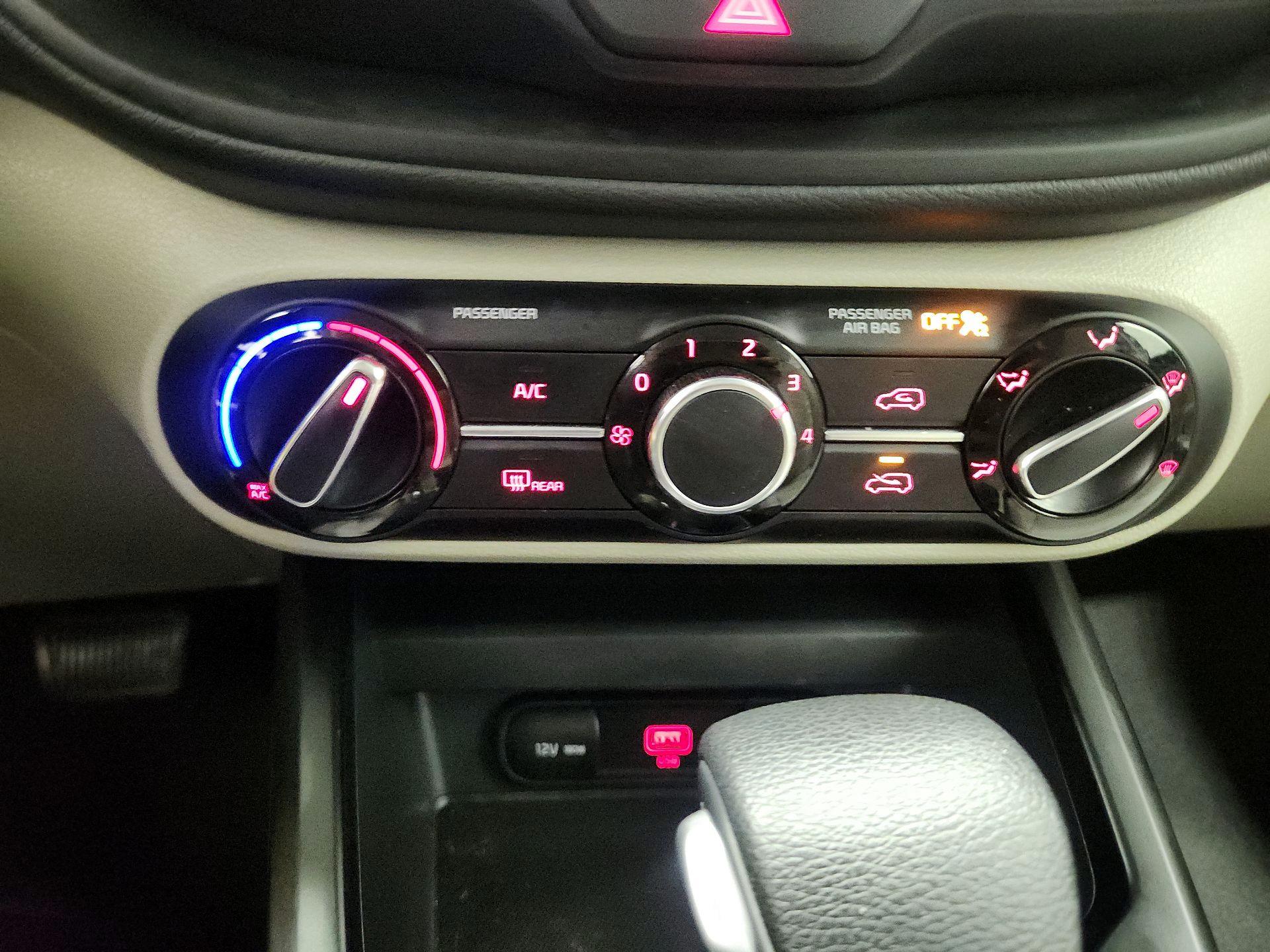 Thumbnail: 2021 Kia Soul - 16