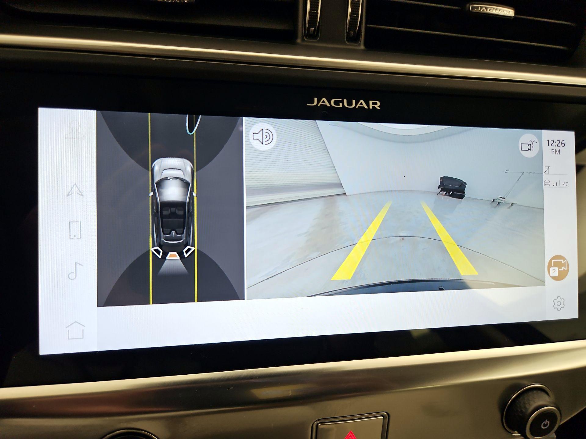Thumbnail: 2023 Jaguar I-Pace - 15