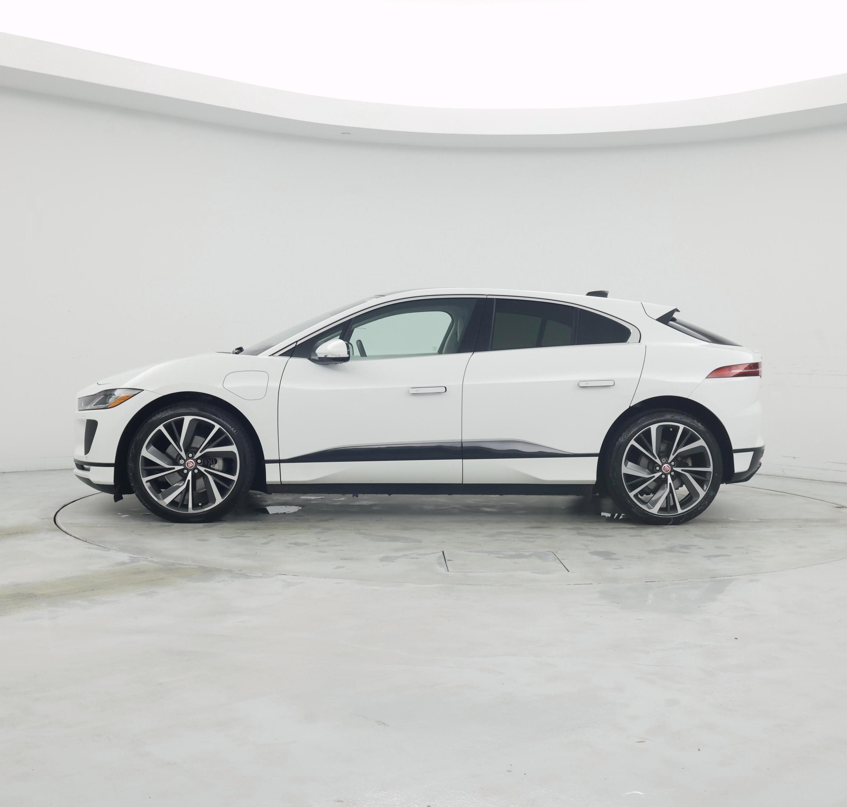 Thumbnail: 2023 Jaguar I-Pace - 3