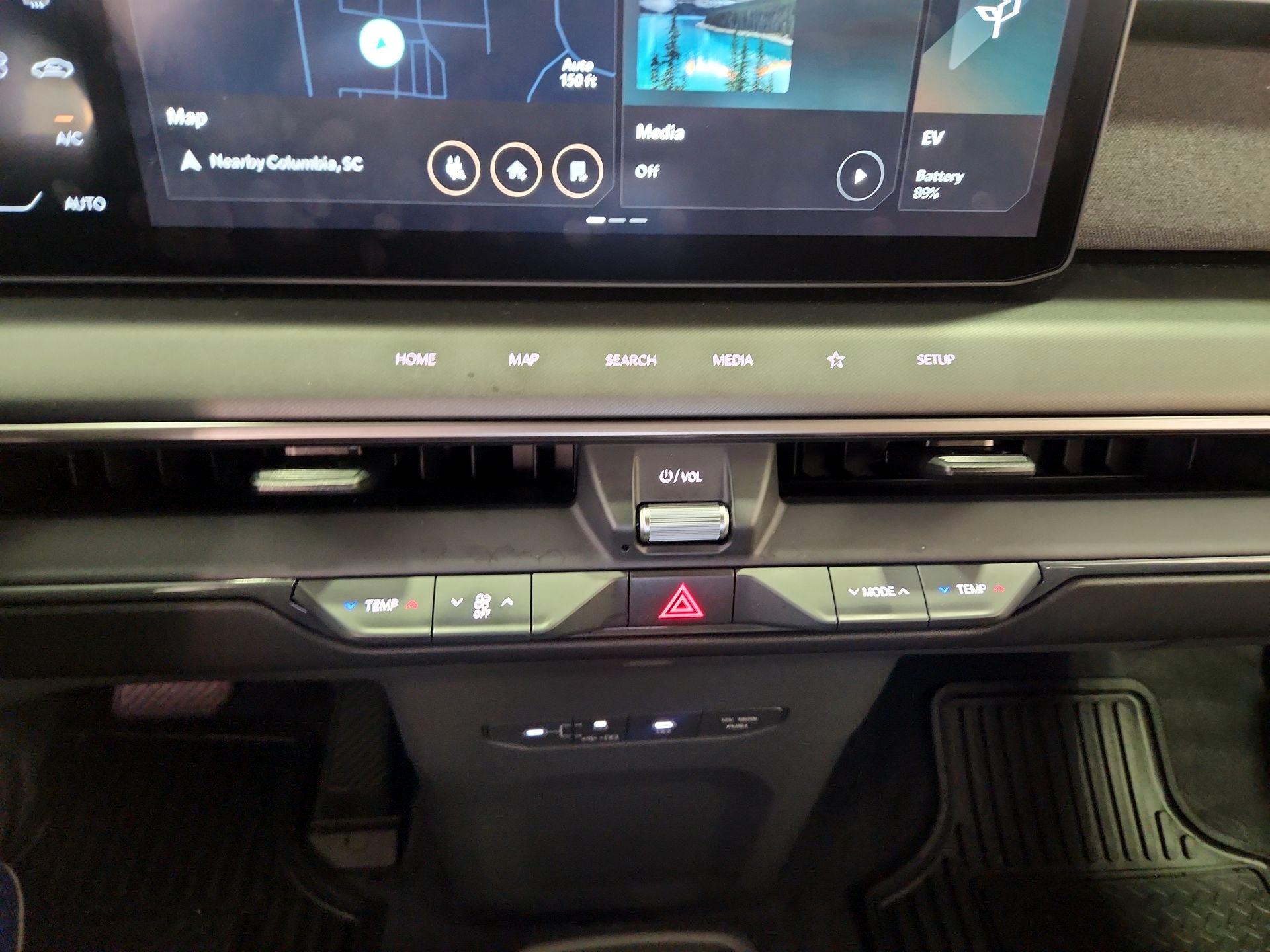 Thumbnail: 2024 Kia EV9 - 16