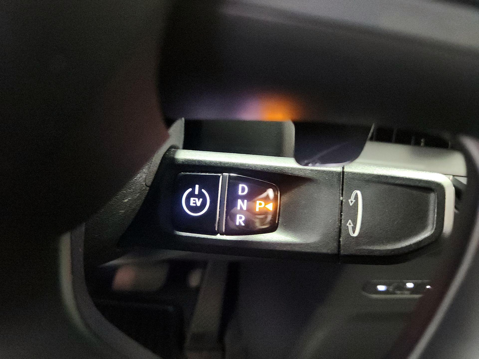 Thumbnail: 2024 Kia EV9 - 17