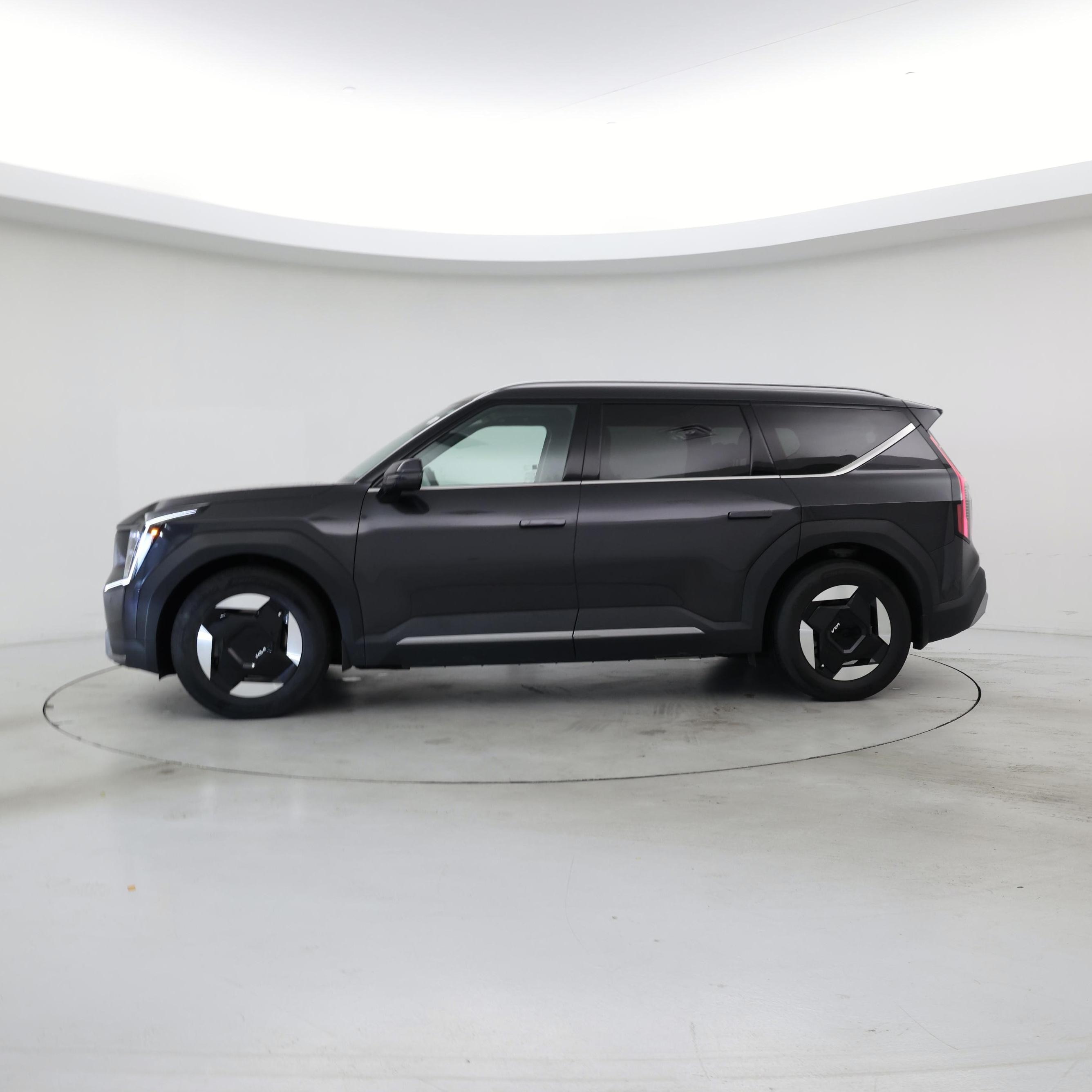 Thumbnail: 2024 Kia EV9 - 3
