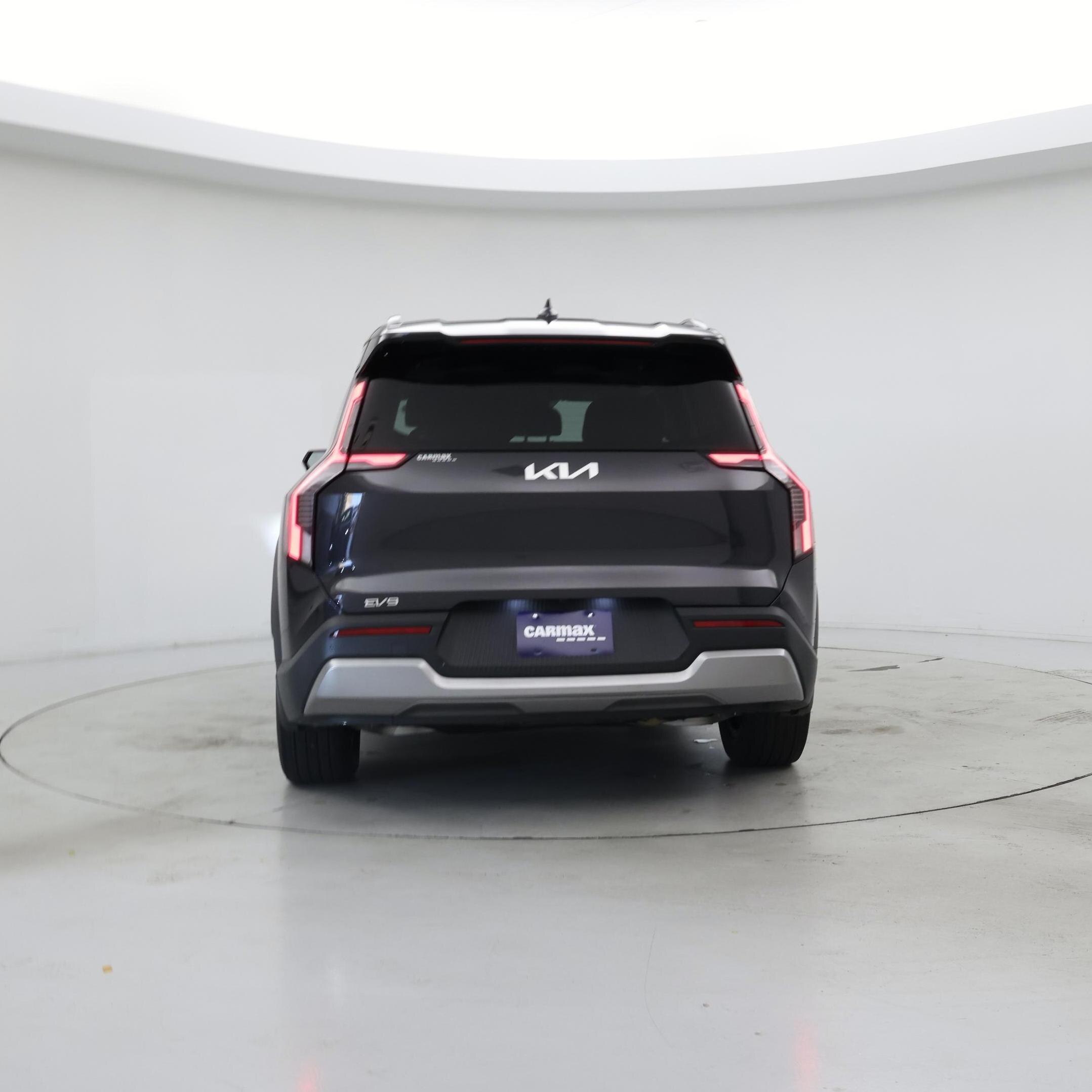Thumbnail: 2024 Kia EV9 - 6