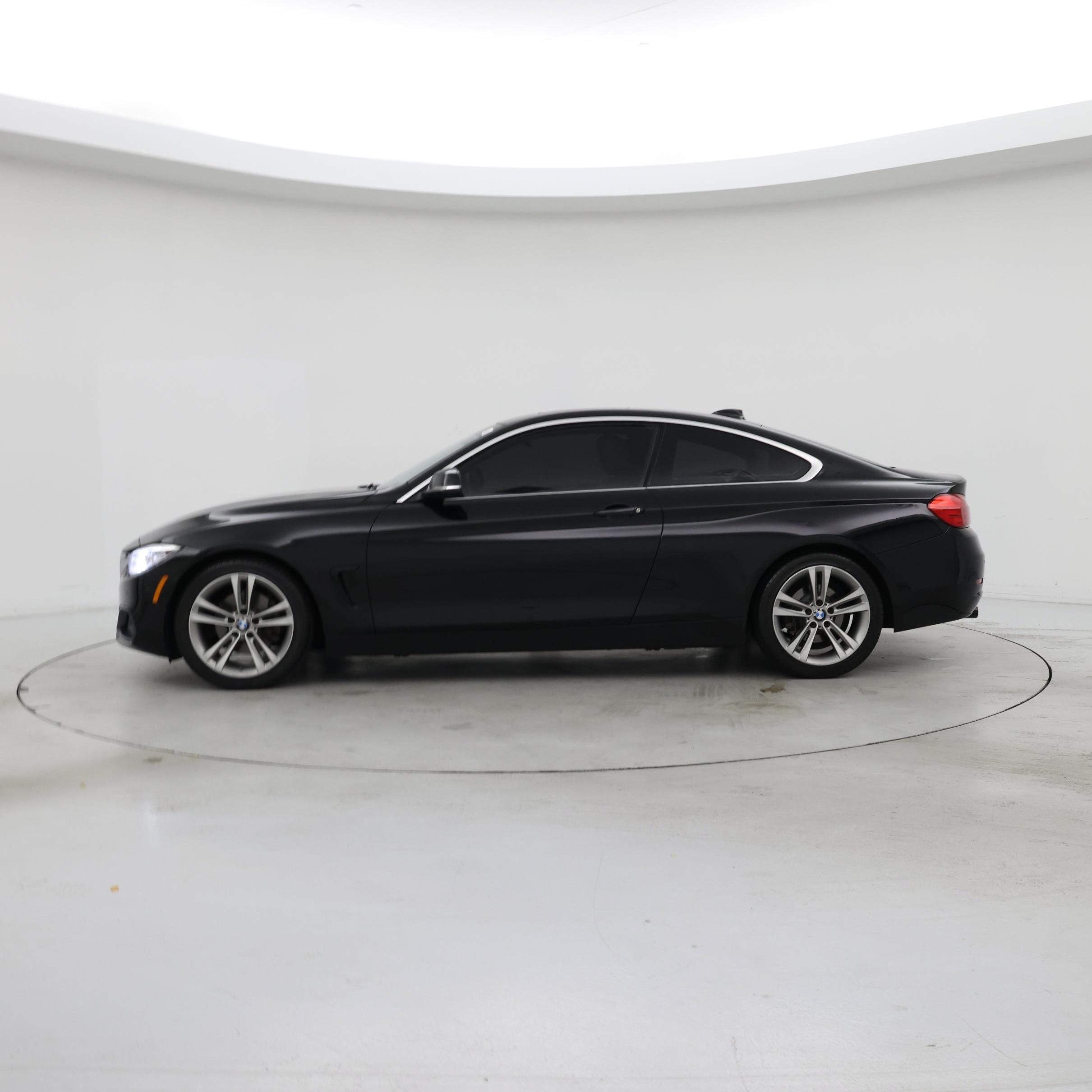 Thumbnail: 2017 BMW 4 Series - 3
