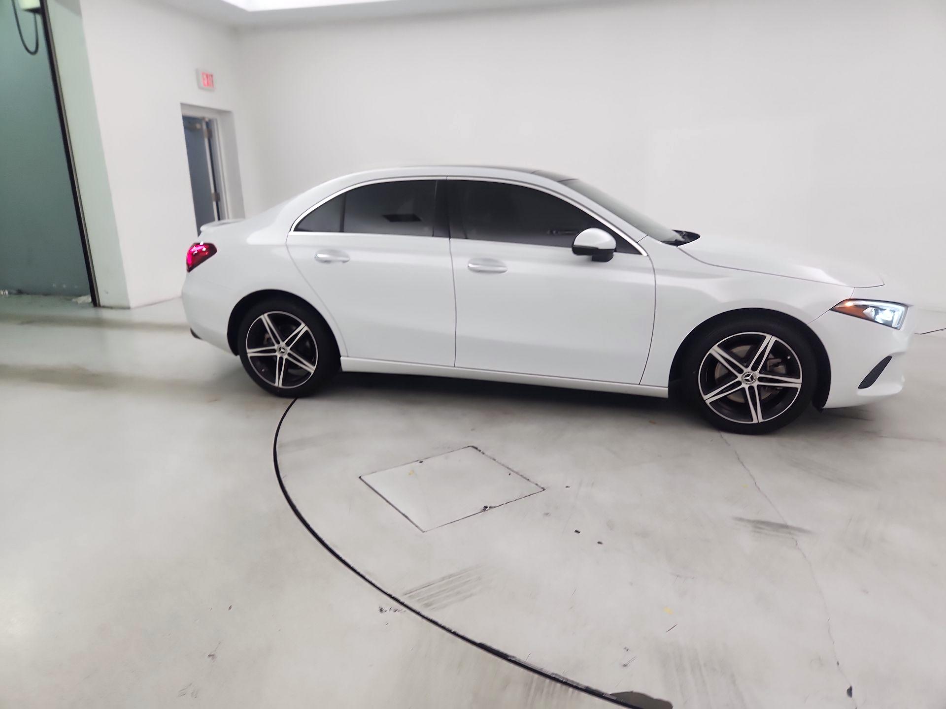 Thumbnail: 2020 Mercedes-Benz A-Class - 4