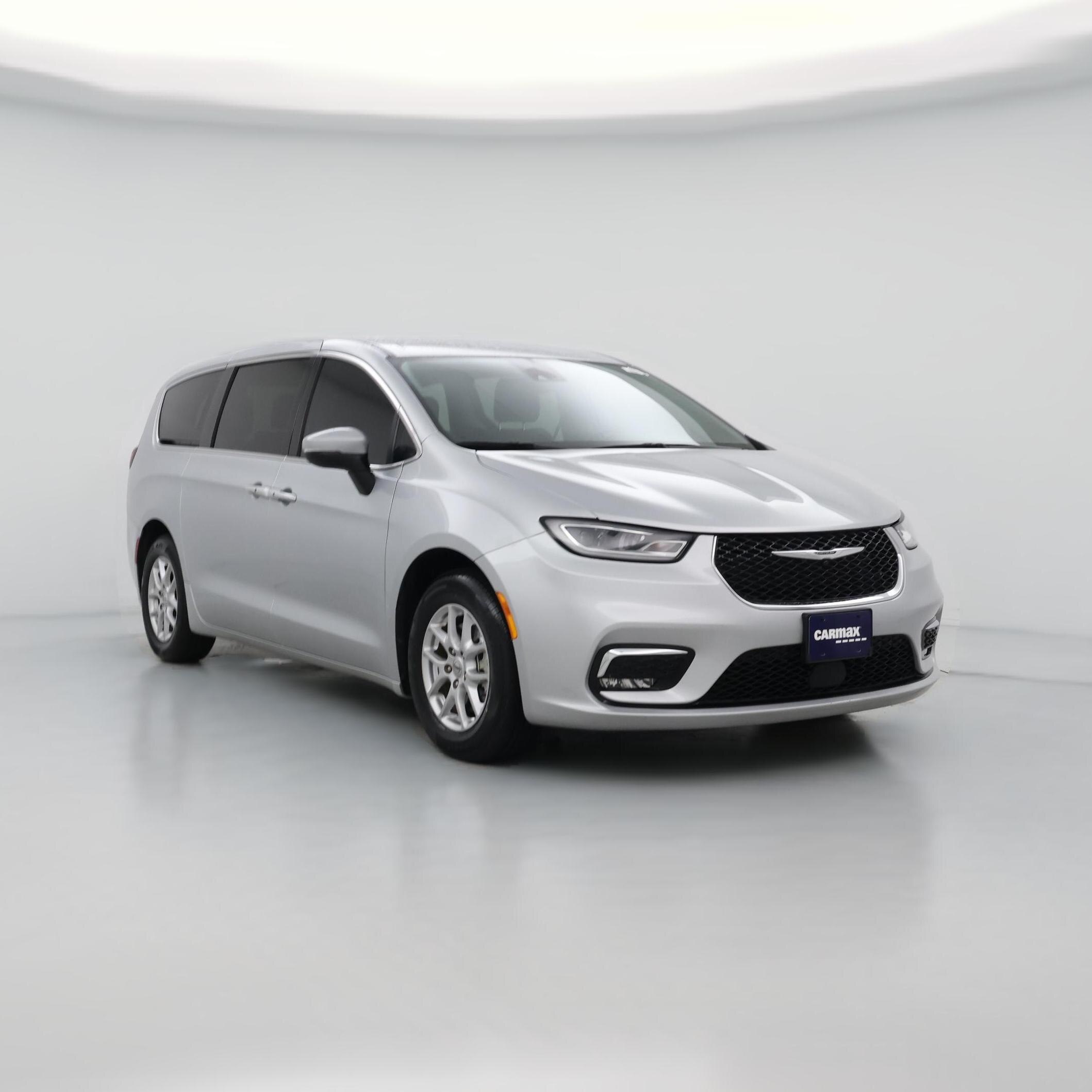 Thumbnail: 2023 Chrysler Pacifica - 1