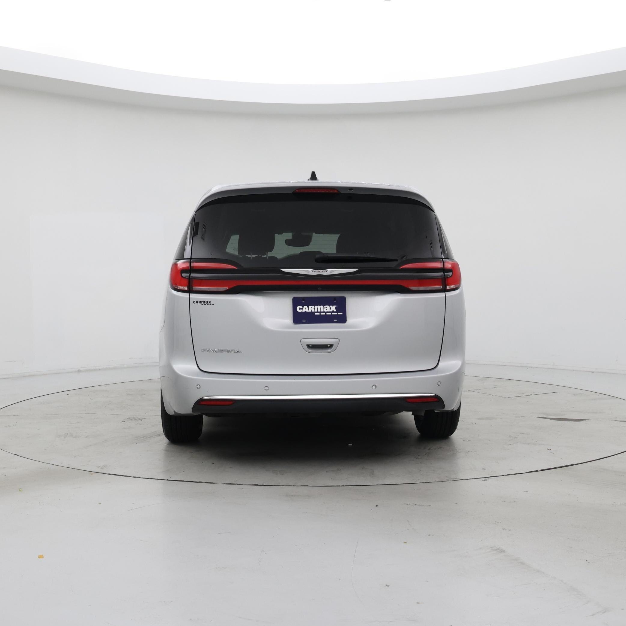 Thumbnail: 2023 Chrysler Pacifica - 6