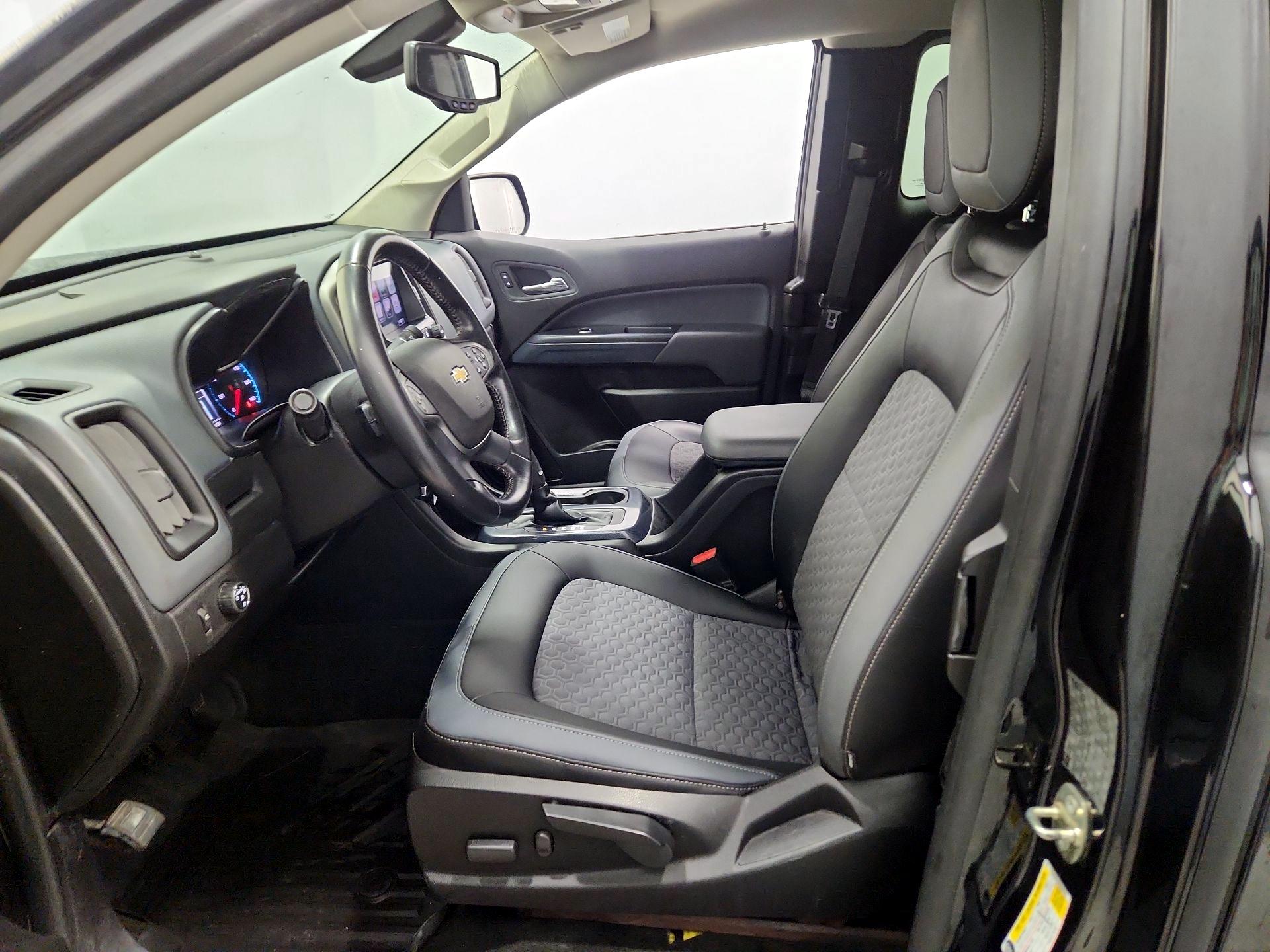 Thumbnail: 2016 Chevrolet Colorado - 11