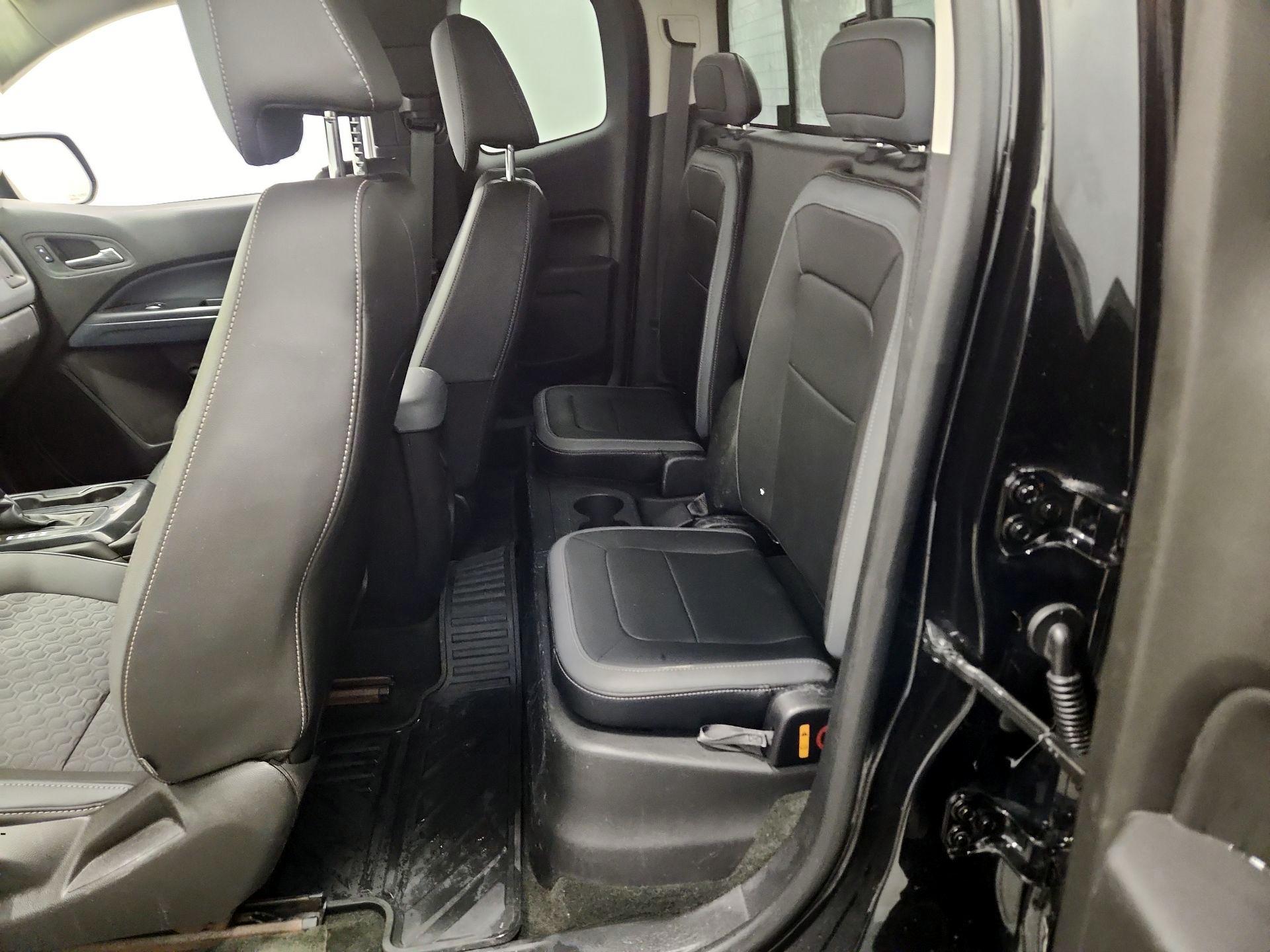 Thumbnail: 2016 Chevrolet Colorado - 19