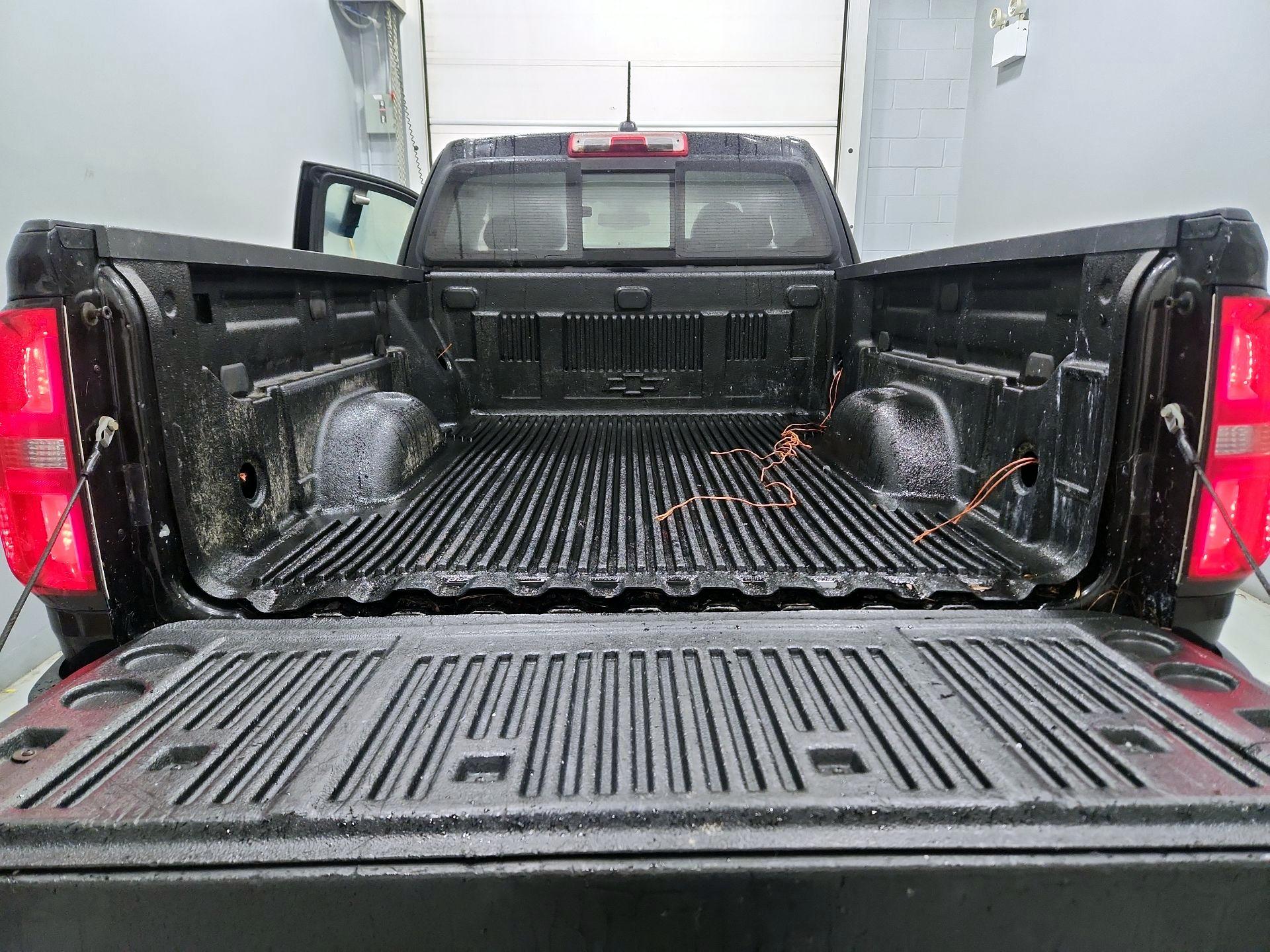 Thumbnail: 2016 Chevrolet Colorado - 20