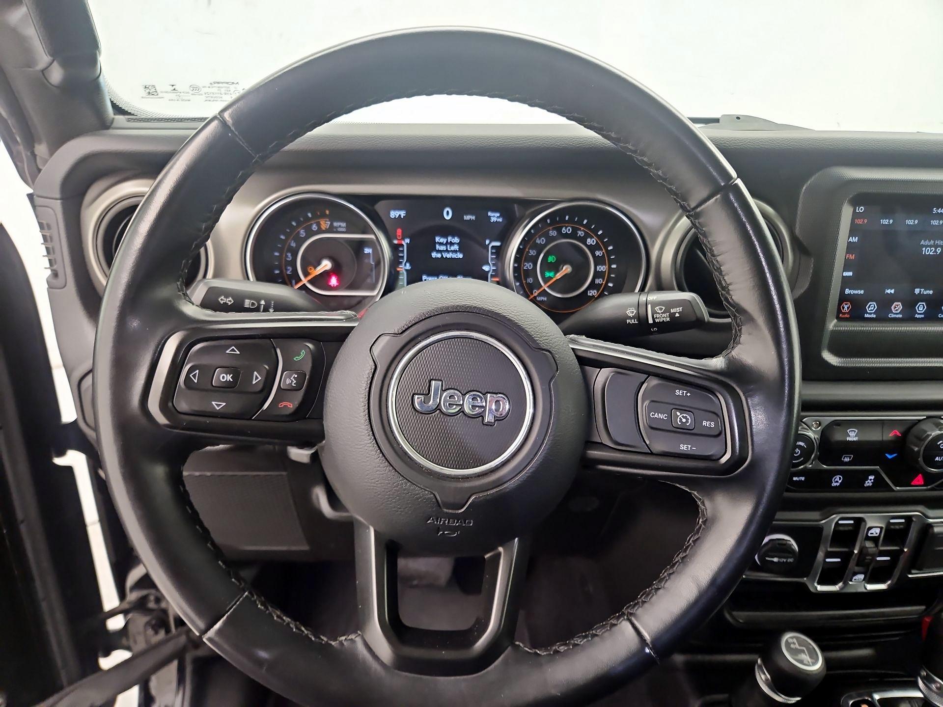 Thumbnail: 2021 Jeep Gladiator - 10