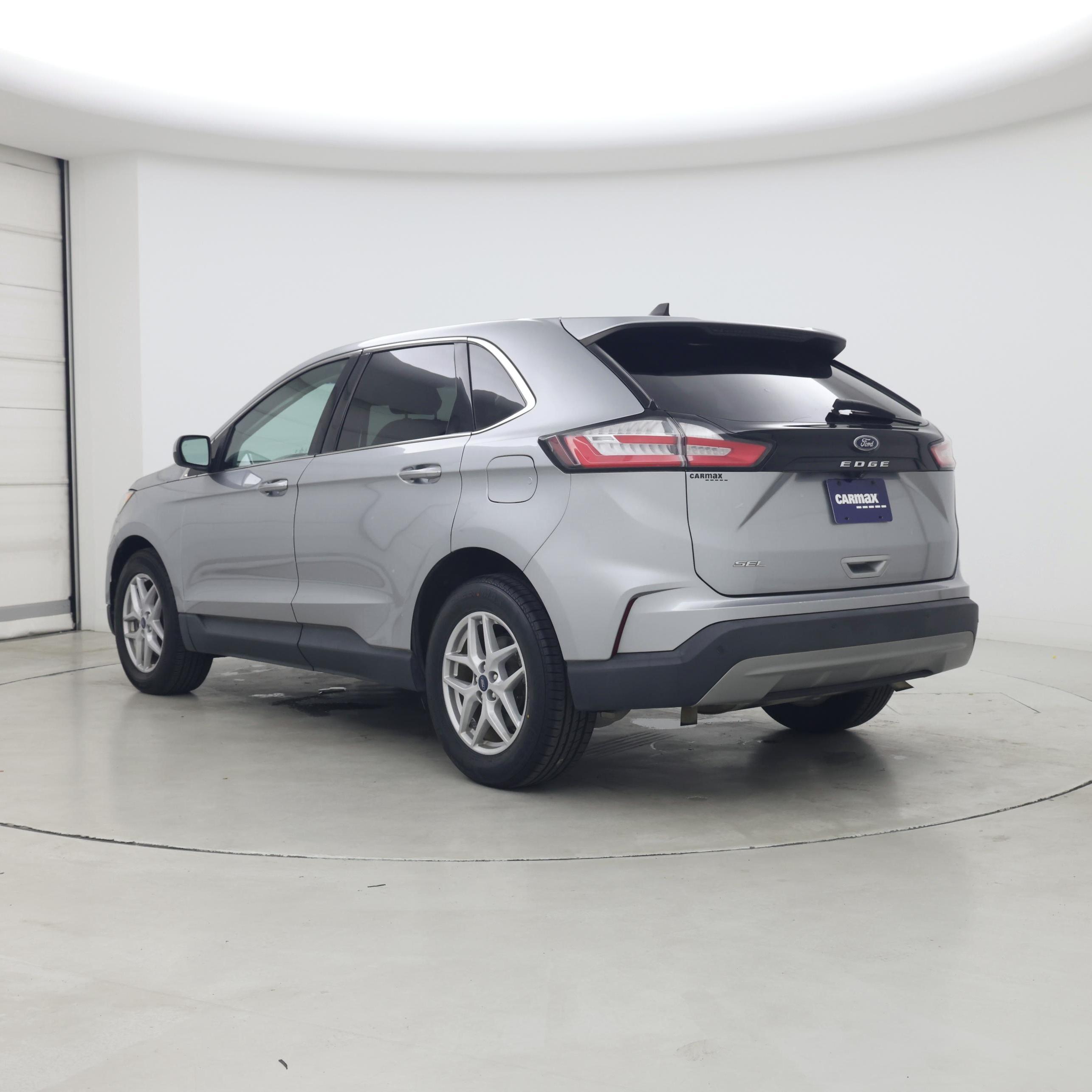 Thumbnail: 2021 Ford Edge - 2