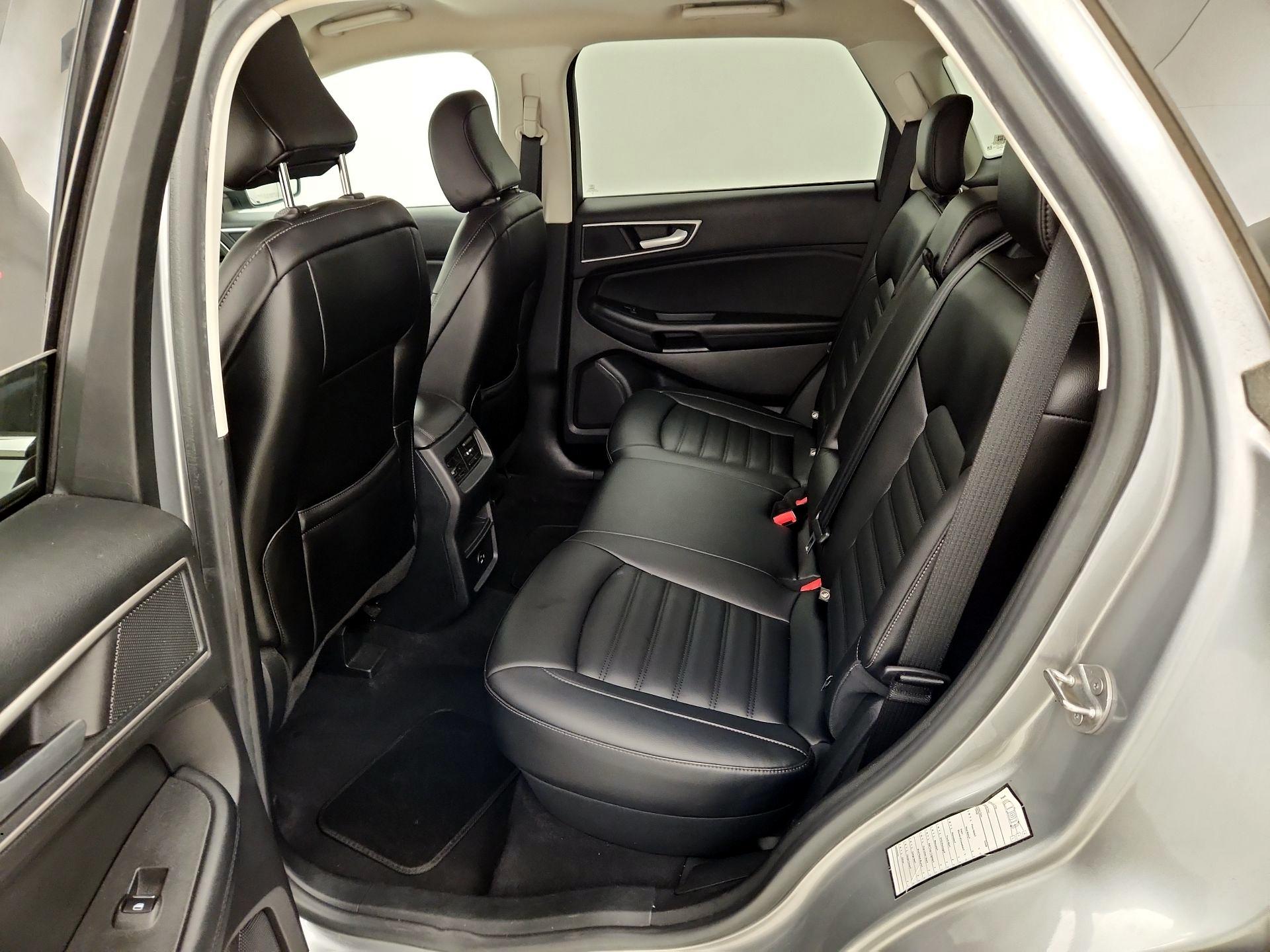Thumbnail: 2021 Ford Edge - 19