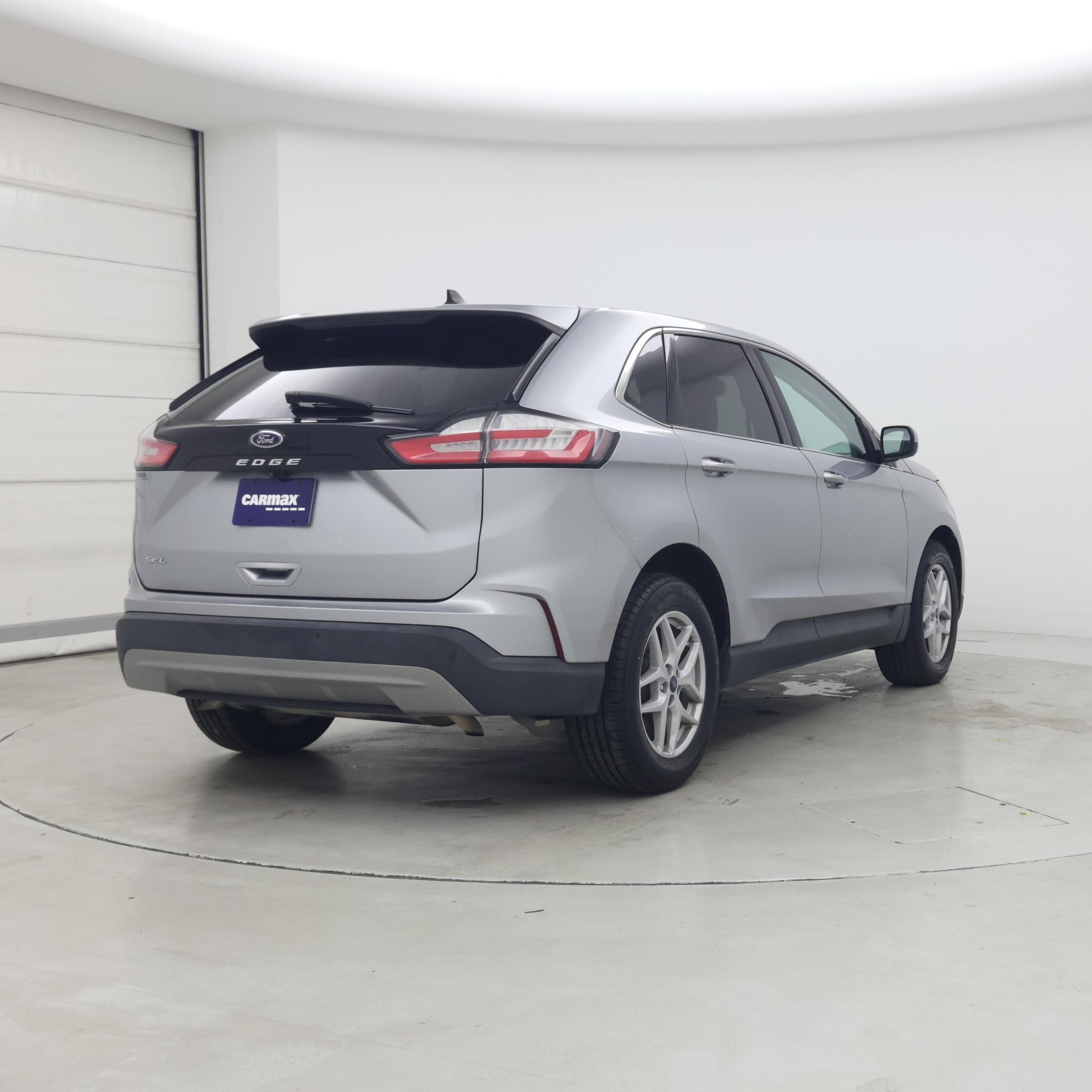 Thumbnail: 2021 Ford Edge - 8