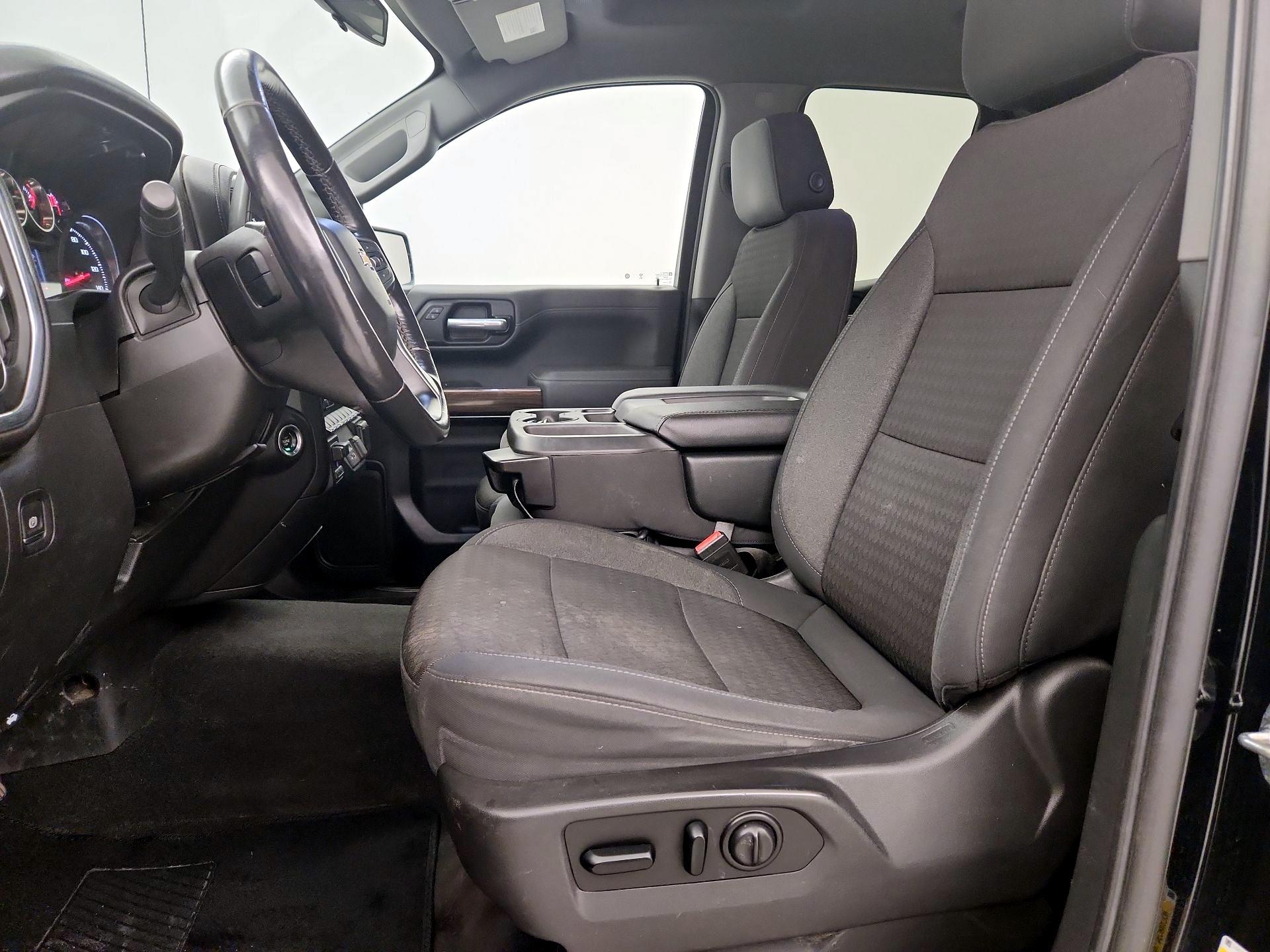 Thumbnail: 2020 Chevrolet Silverado 1500 - 11