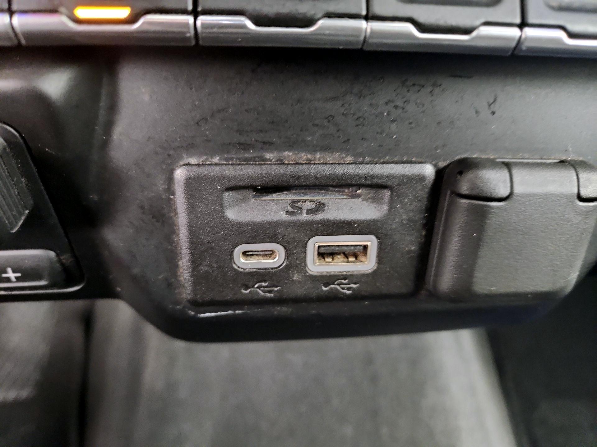 Thumbnail: 2020 Chevrolet Silverado 1500 - 18