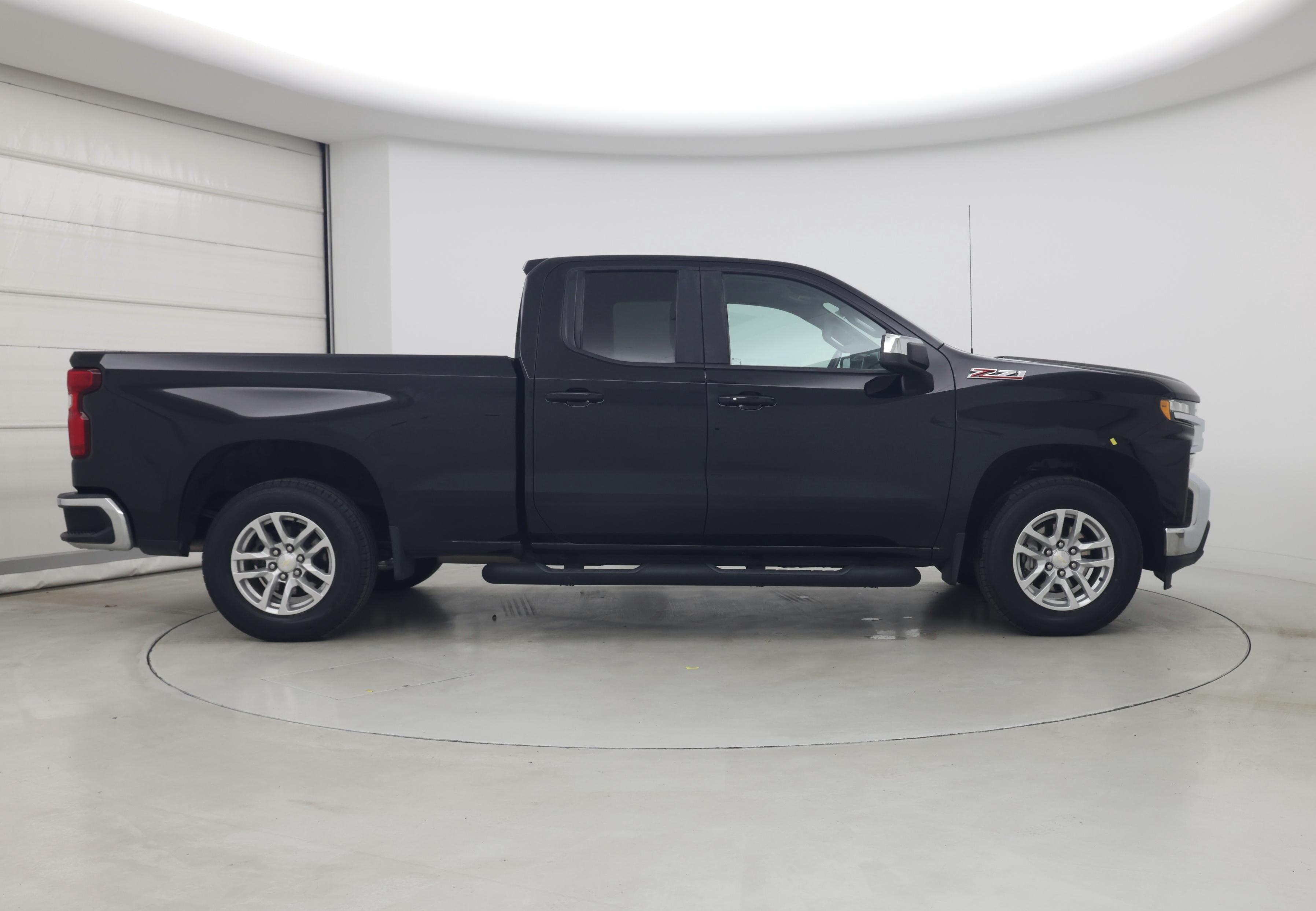 Thumbnail: 2020 Chevrolet Silverado 1500 - 7