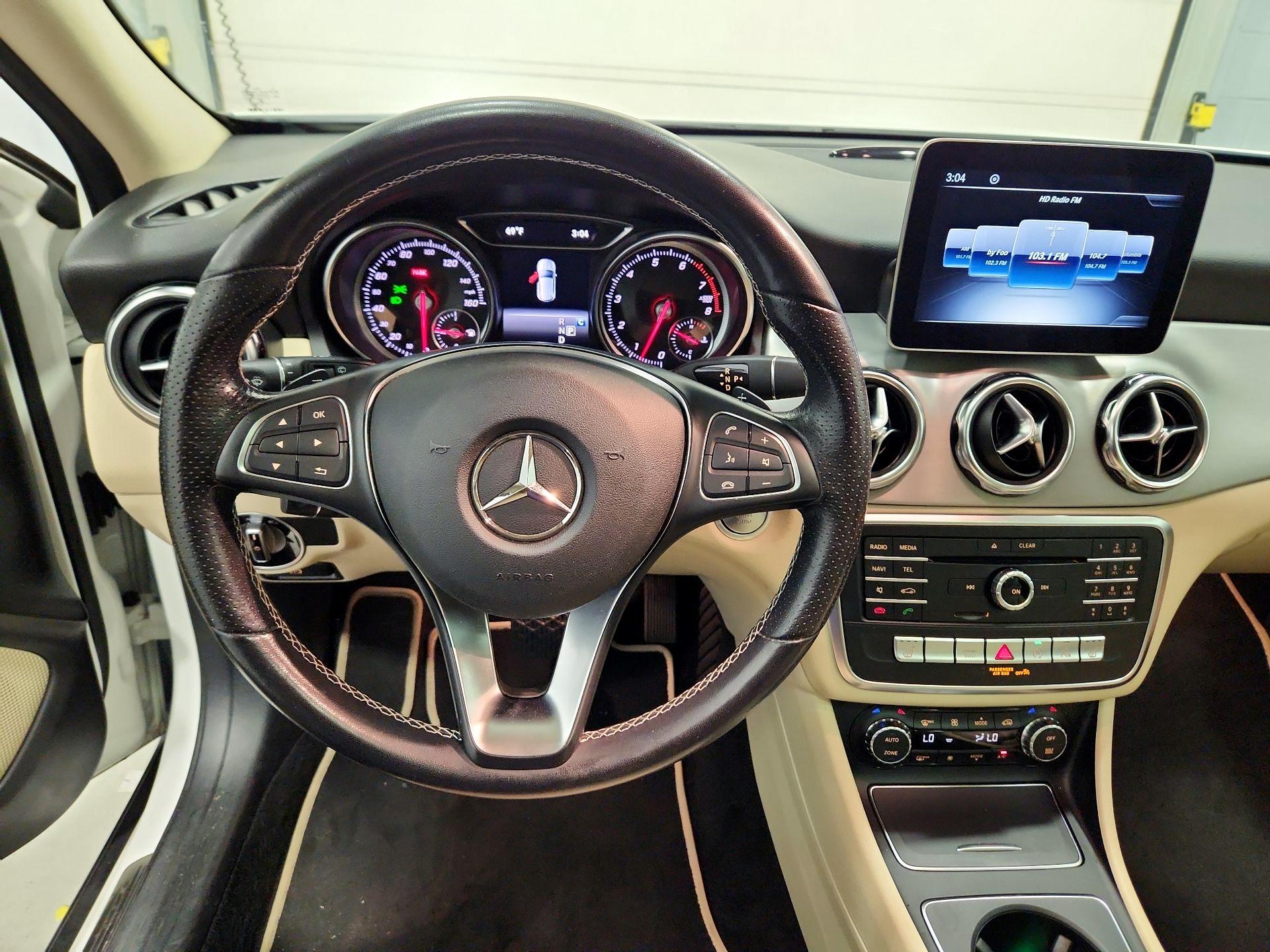 Thumbnail: 2020 Mercedes-Benz GLA - 9