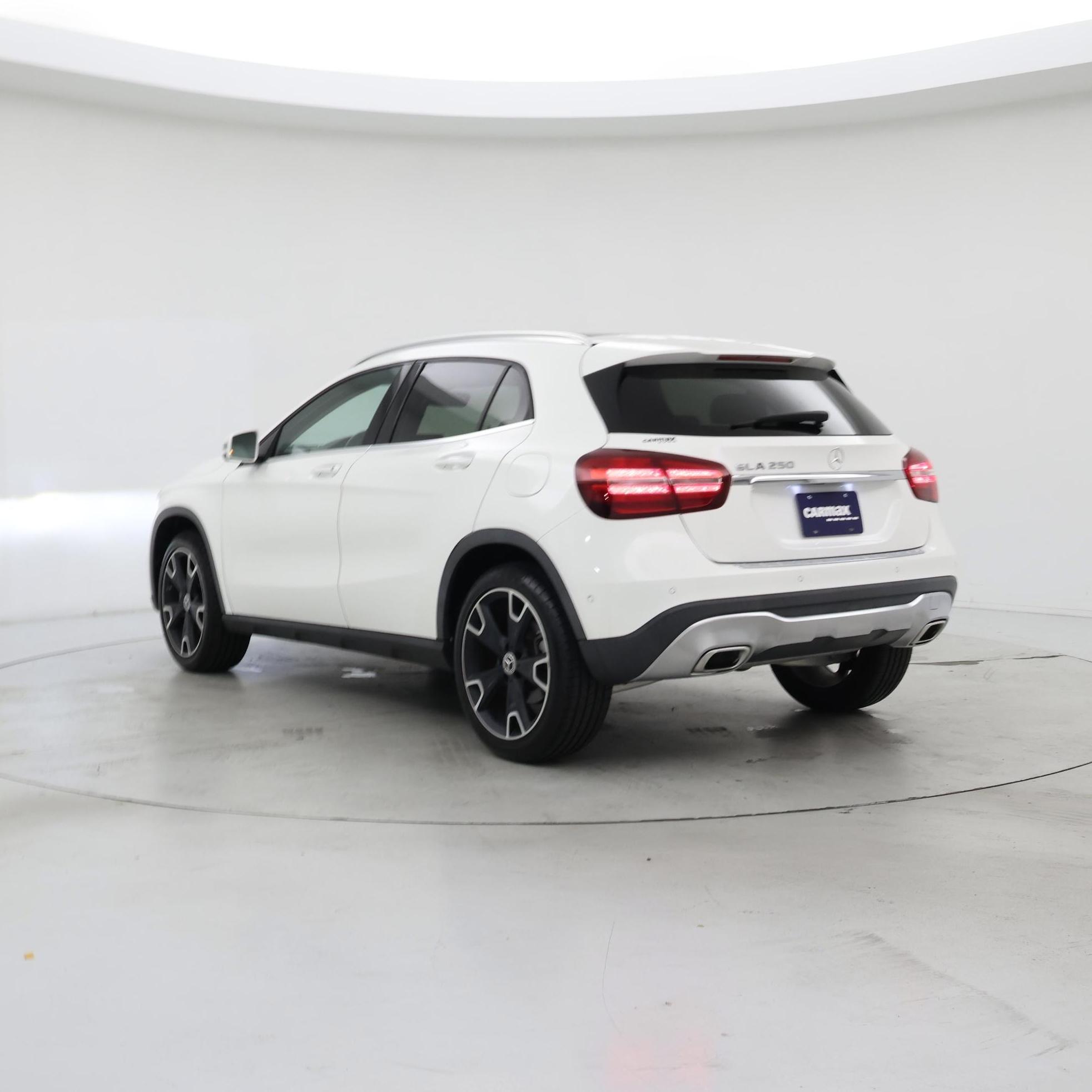 Thumbnail: 2020 Mercedes-Benz GLA - 2