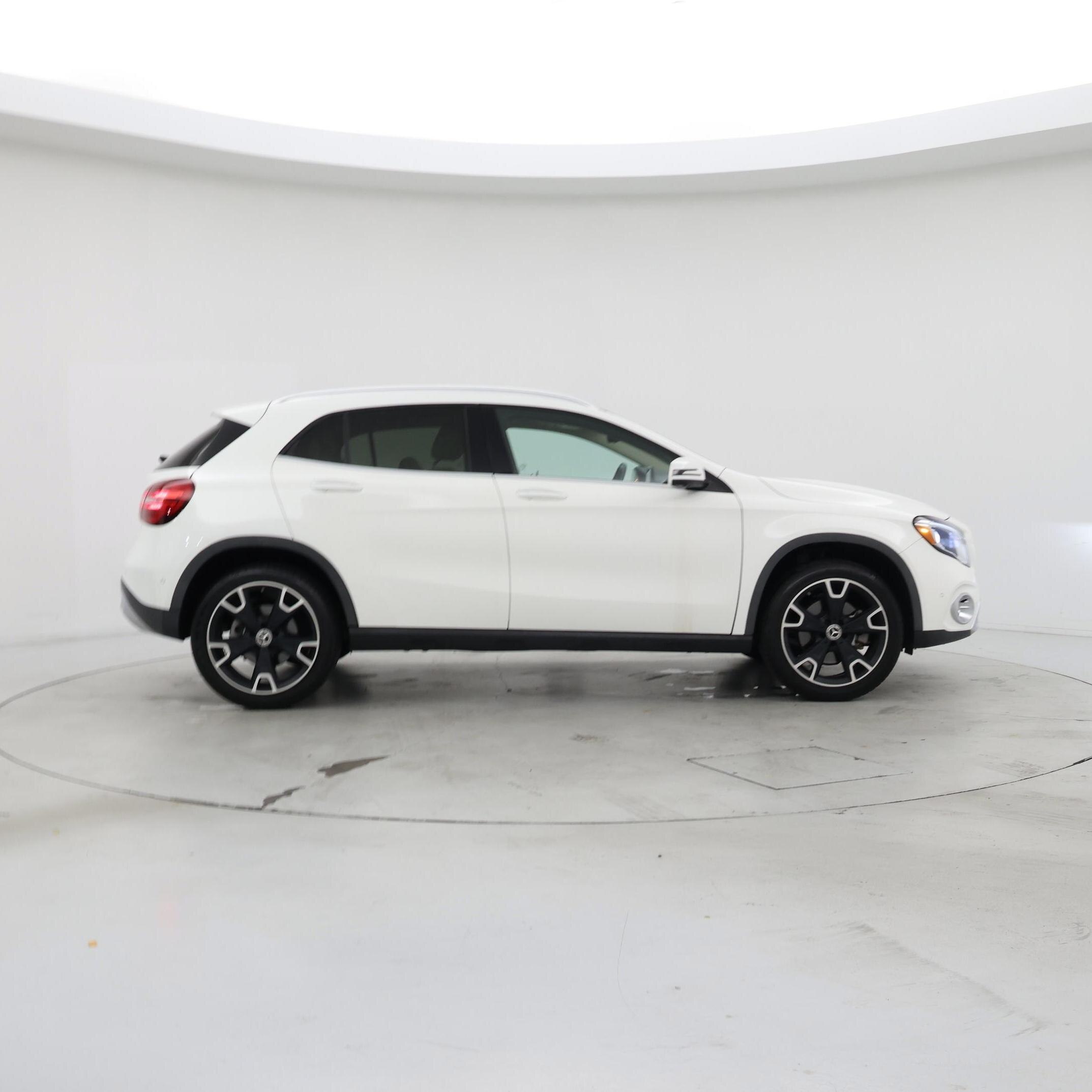 Thumbnail: 2020 Mercedes-Benz GLA - 7