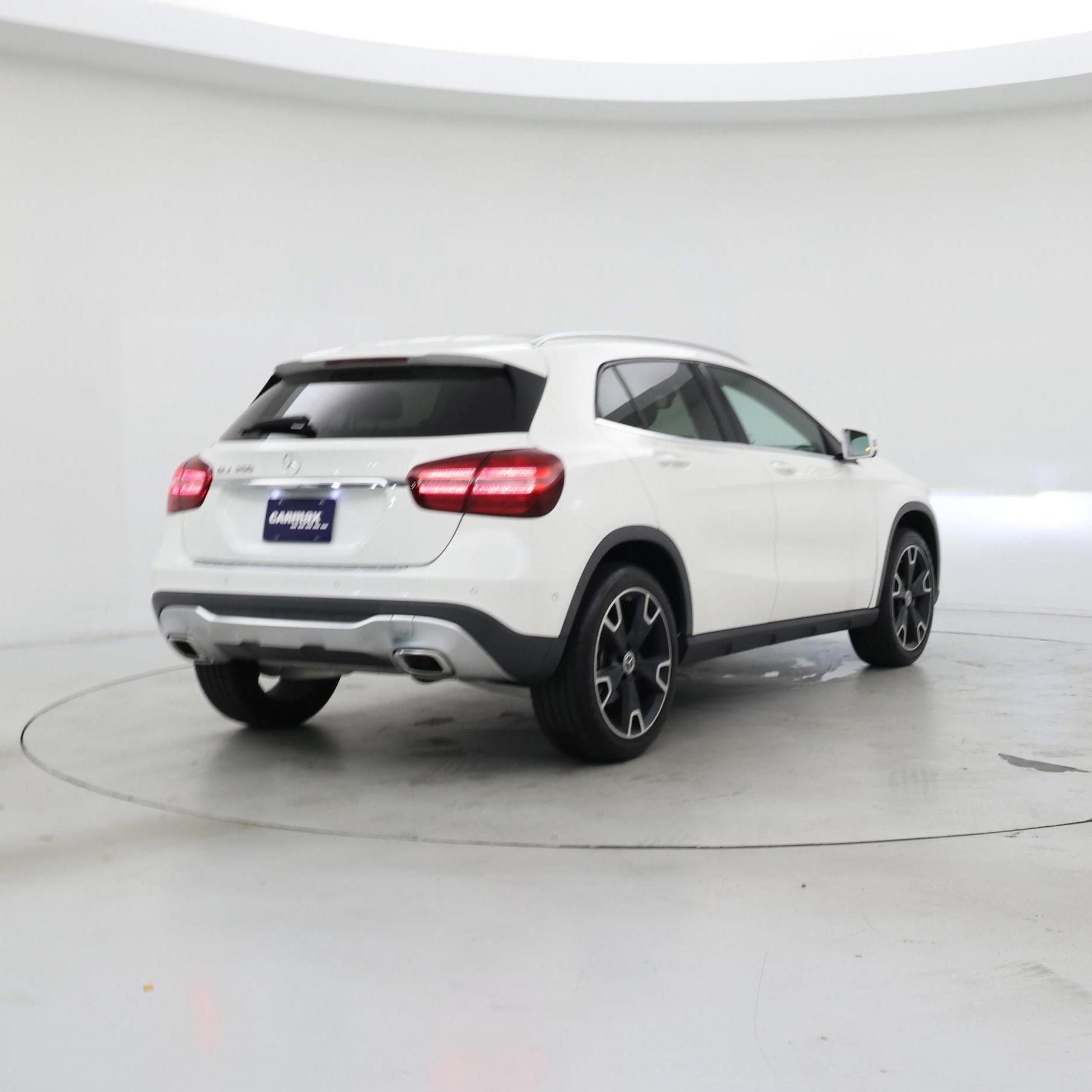 Thumbnail: 2020 Mercedes-Benz GLA - 8