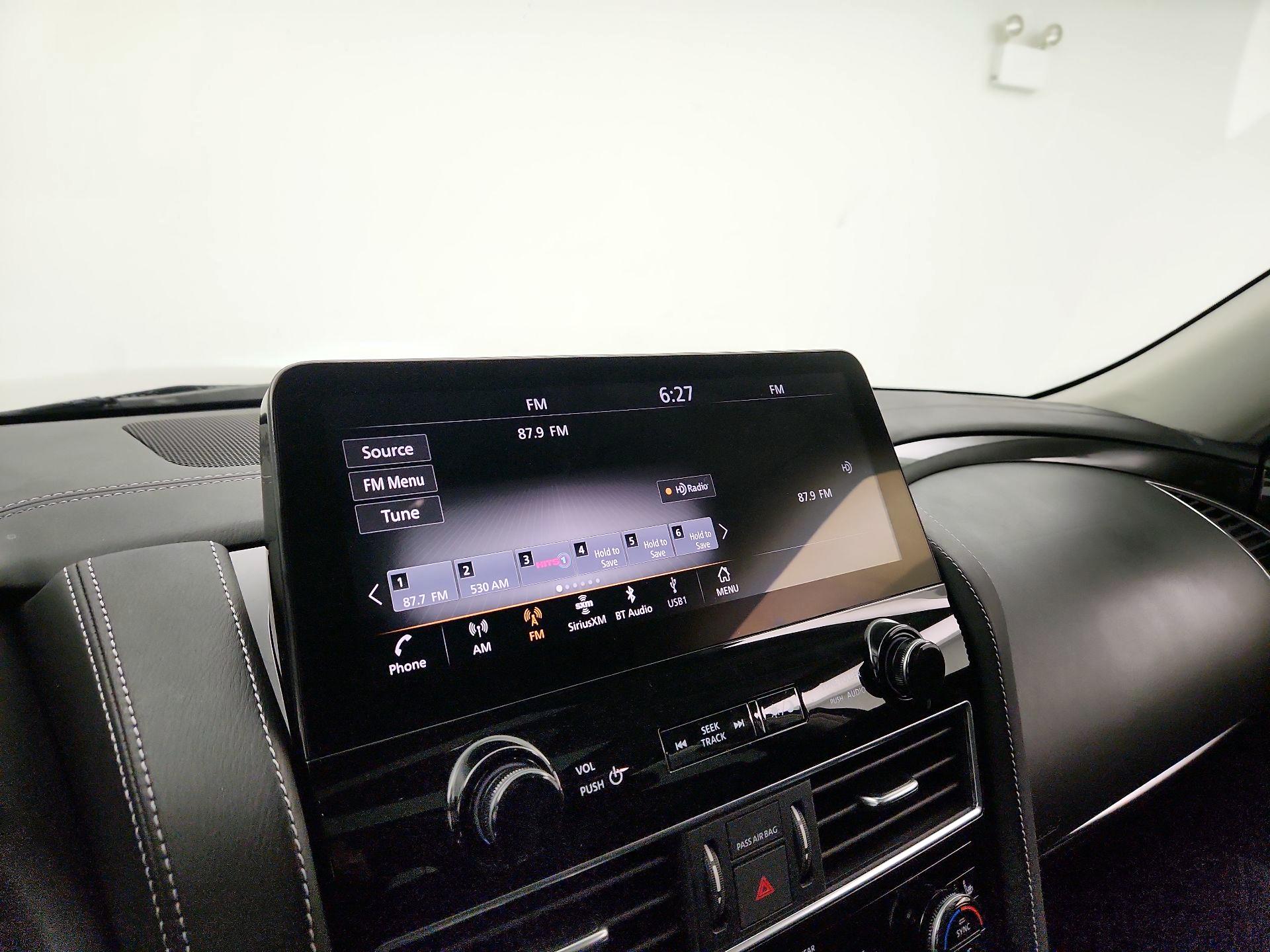 Thumbnail: 2023 INFINITI QX80 - 16