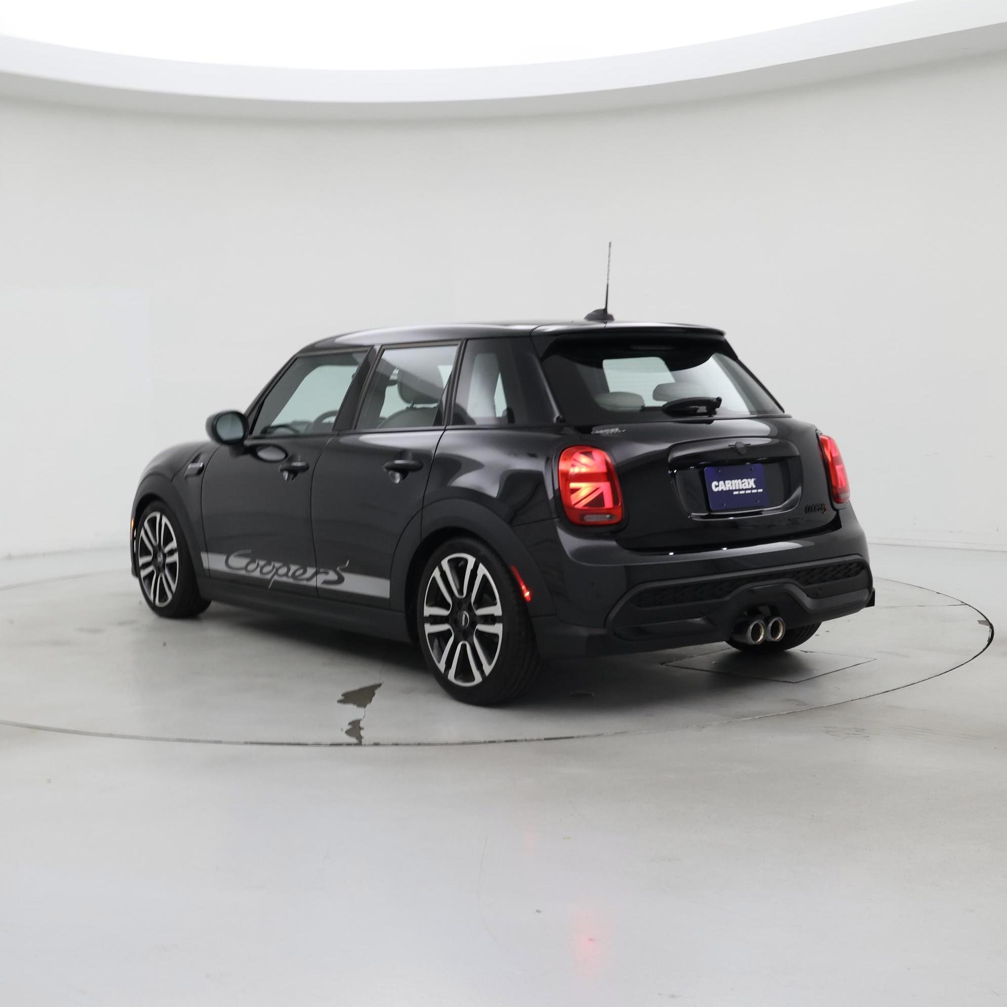 Thumbnail: 2024 MINI Cooper Hardtop - 2