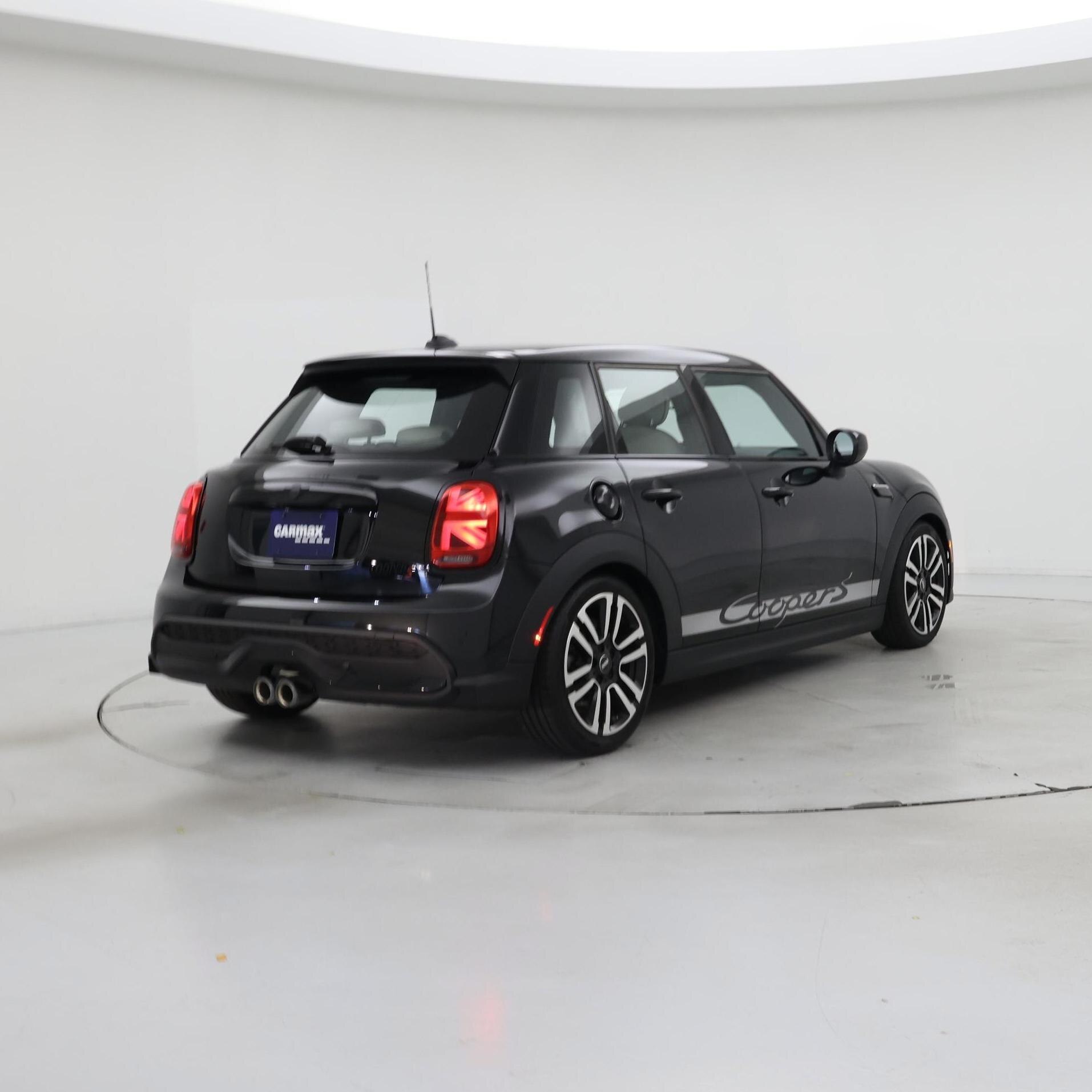 Thumbnail: 2024 MINI Cooper Hardtop - 8
