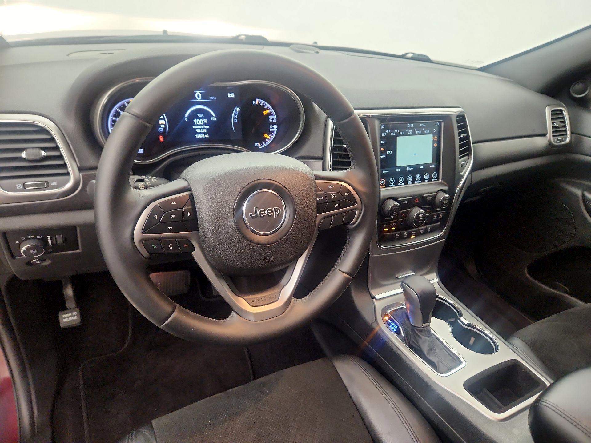 Thumbnail: 2018 Jeep Grand Cherokee - 9