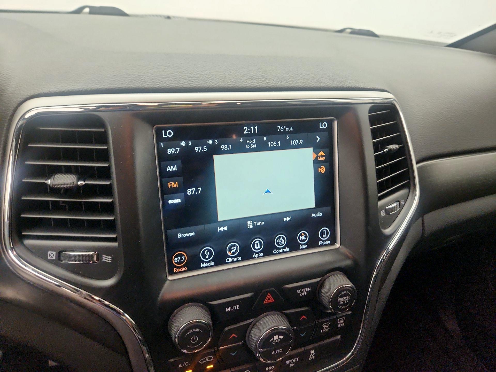 Thumbnail: 2018 Jeep Grand Cherokee - 15