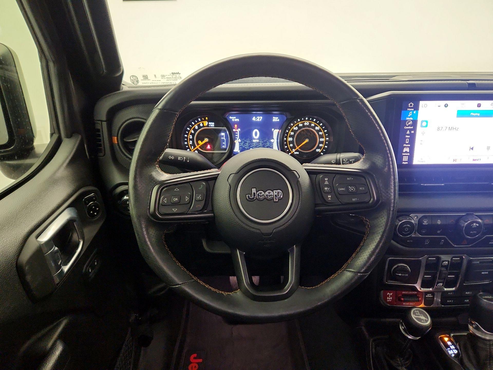 Thumbnail: 2024 Jeep Gladiator - 10