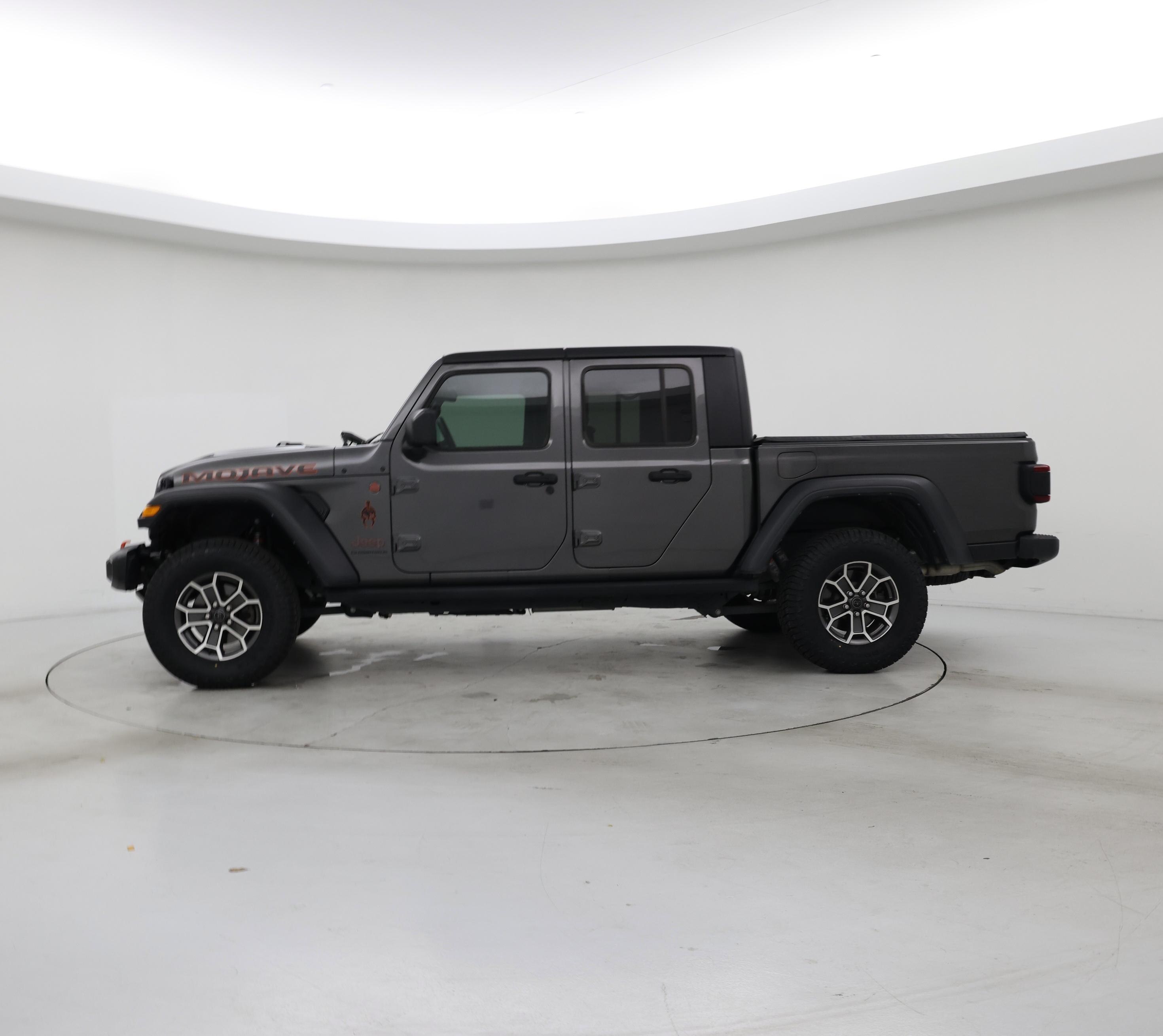 Thumbnail: 2024 Jeep Gladiator - 3