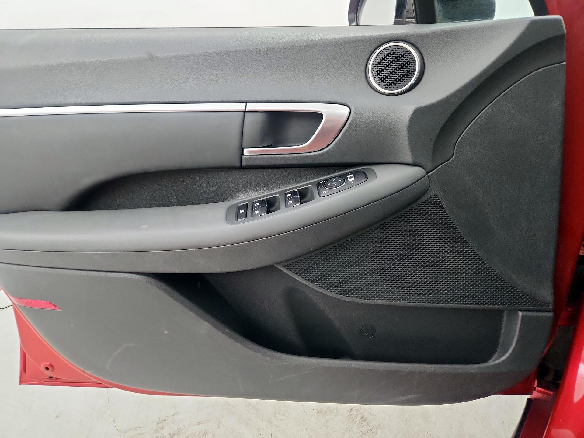 Thumbnail: 2021 Hyundai Sonata - 12