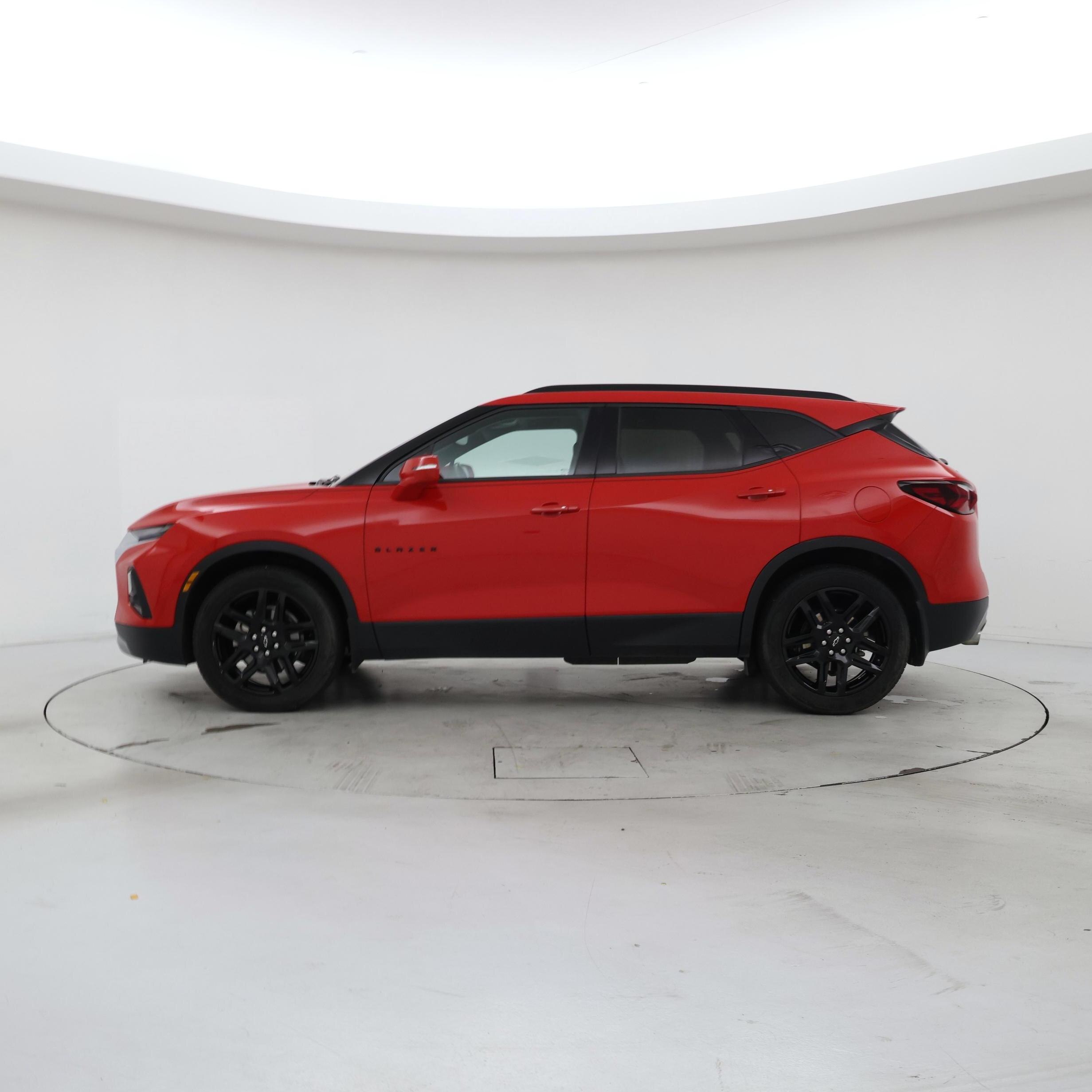 Thumbnail: 2019 Chevrolet Blazer - 3