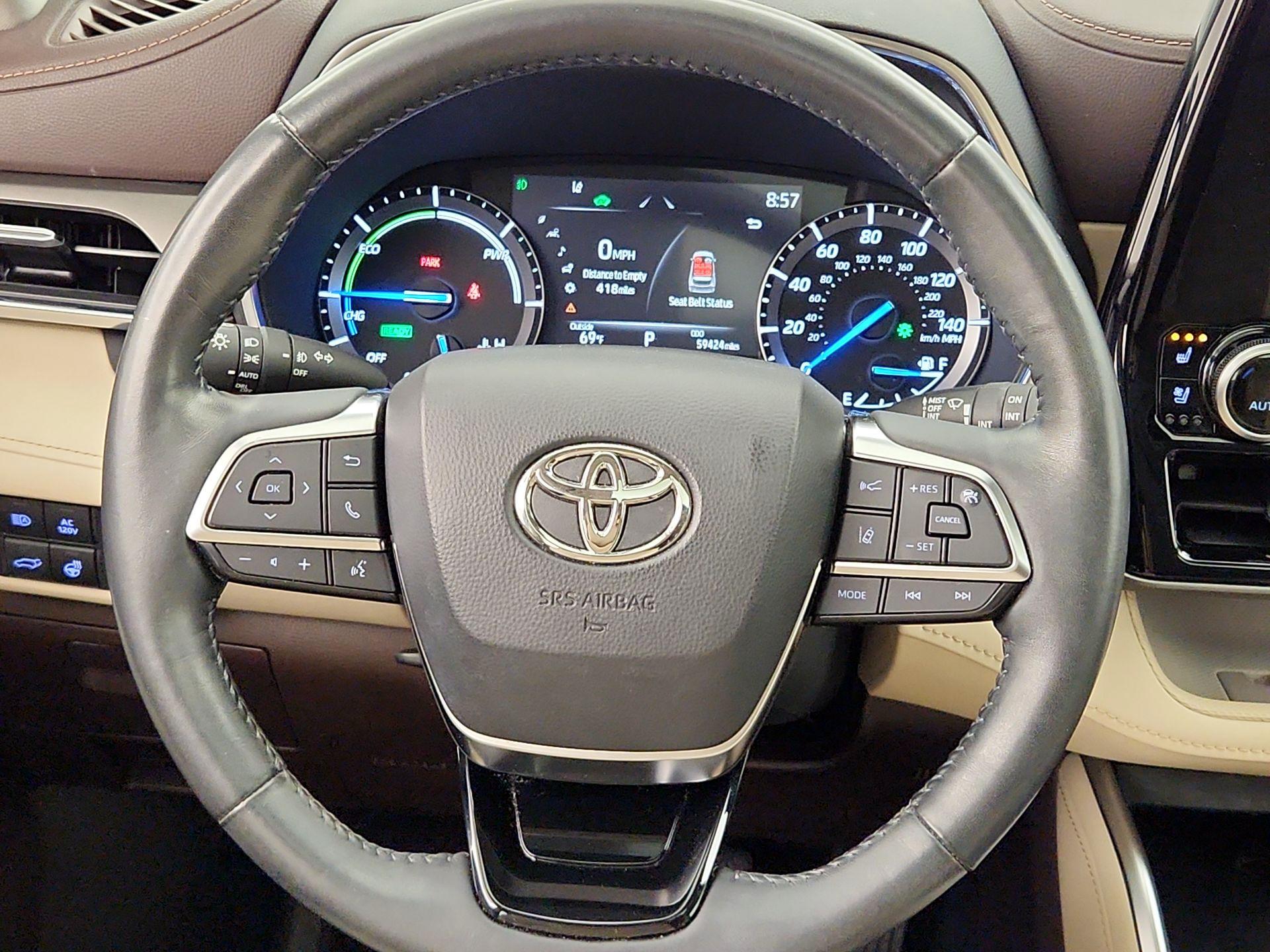Thumbnail: 2021 Toyota Highlander - 10