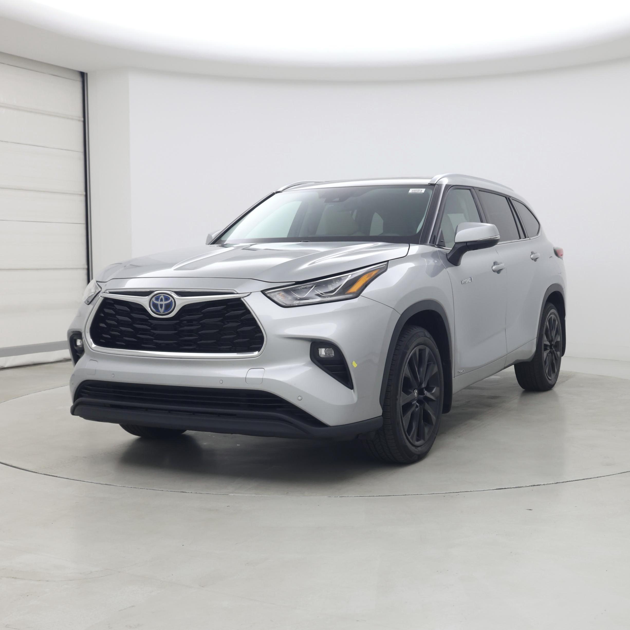 Thumbnail: 2021 Toyota Highlander - 4