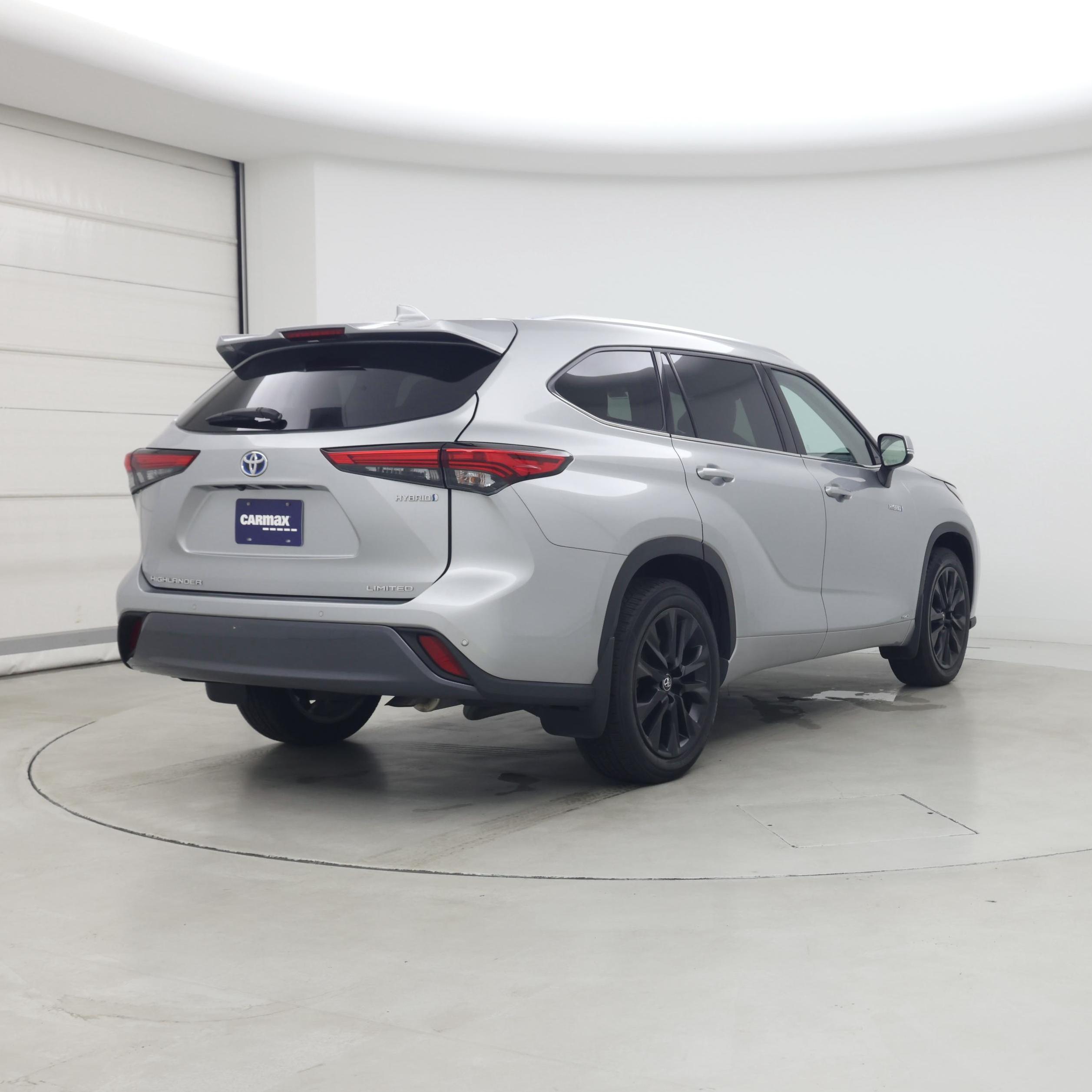 Thumbnail: 2021 Toyota Highlander - 8