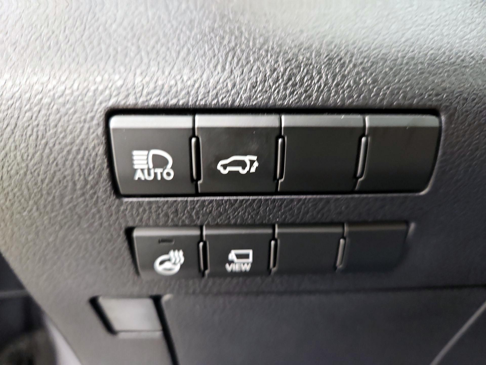 Thumbnail: 2021 Lexus RX - 13