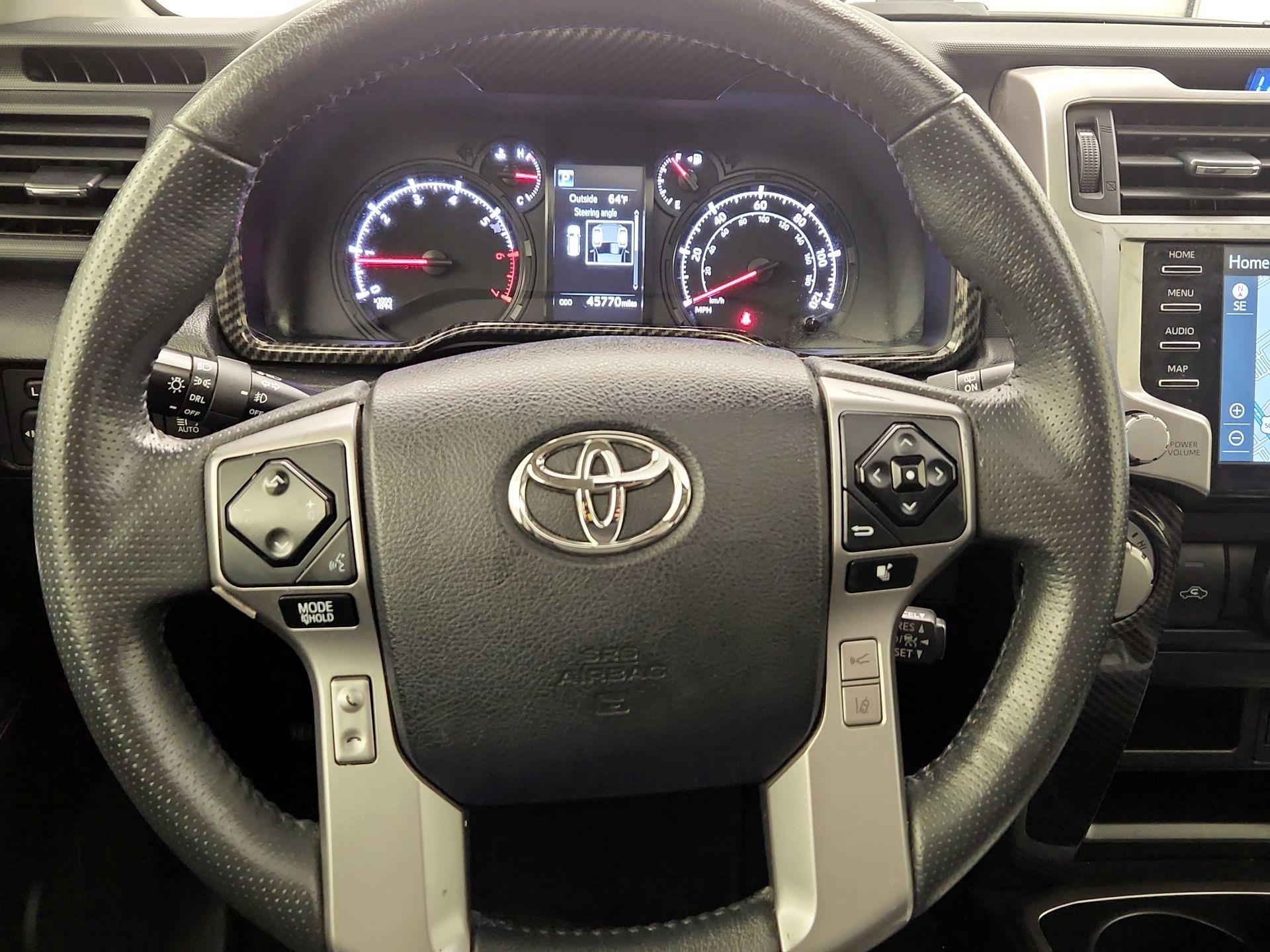 Thumbnail: 2020 Toyota 4Runner - 10