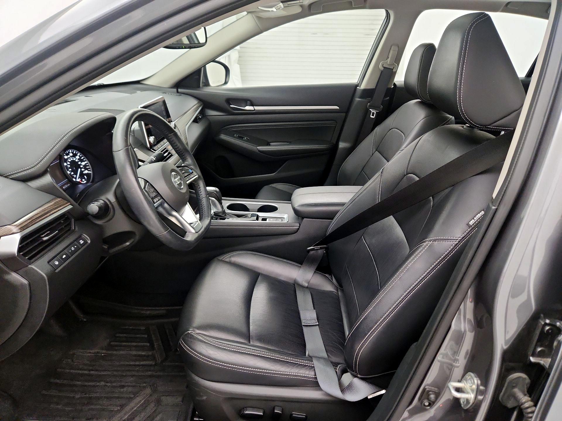 Thumbnail: 2019 Nissan Altima - 11