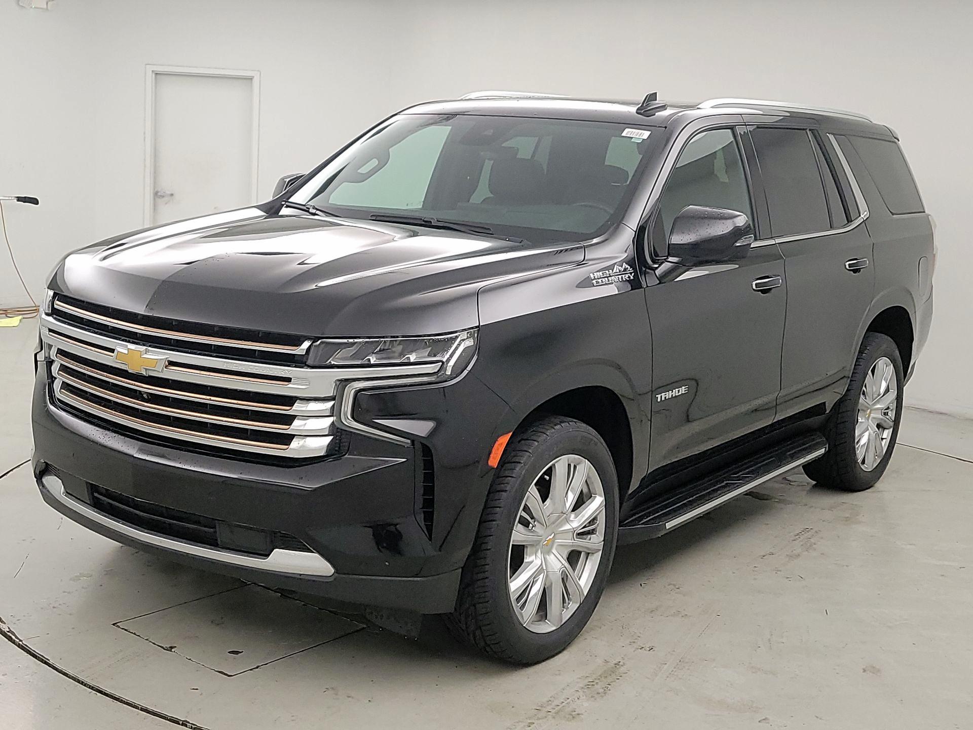 Thumbnail: 2023 Chevrolet Tahoe - 3
