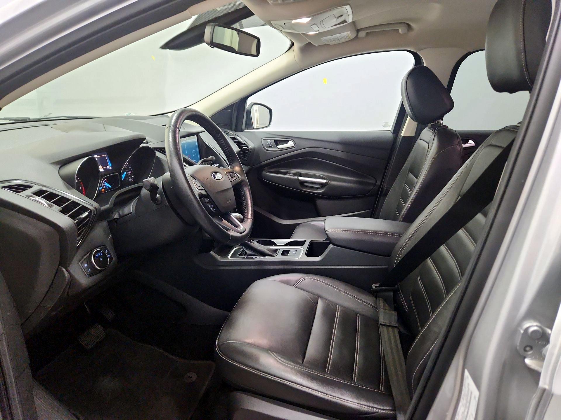Thumbnail: 2017 Ford Escape - 11