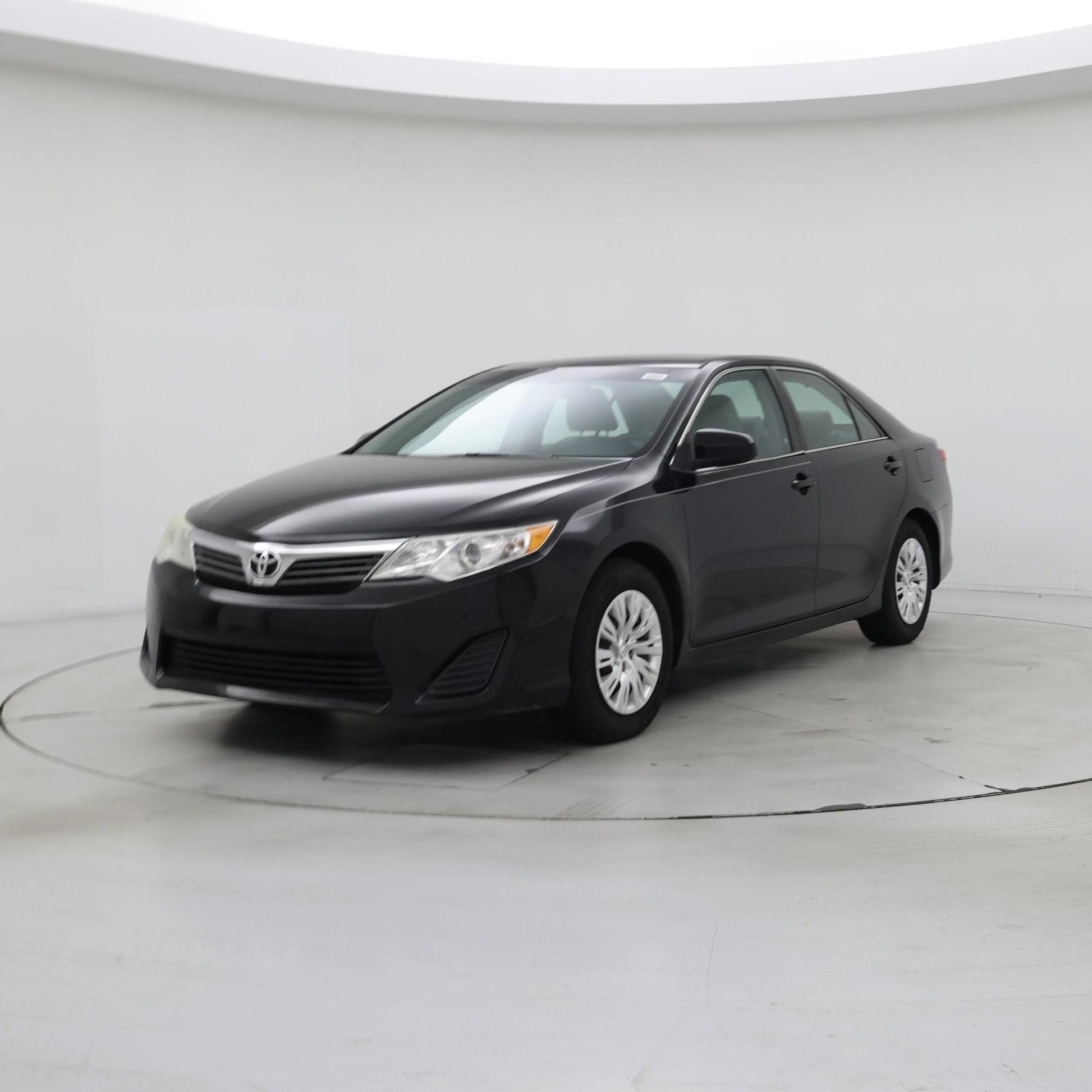Thumbnail: 2014 Toyota Camry - 4