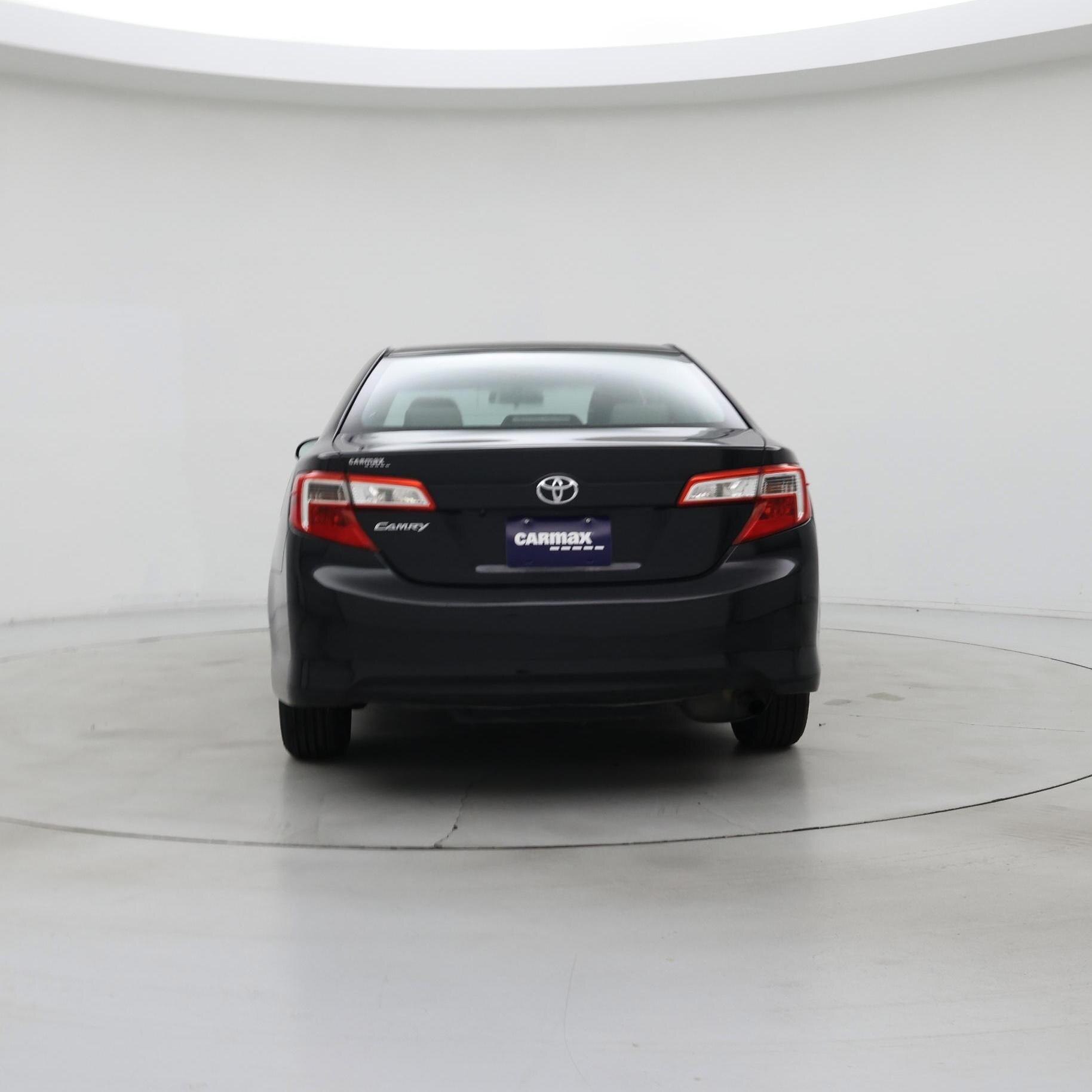 Thumbnail: 2014 Toyota Camry - 6