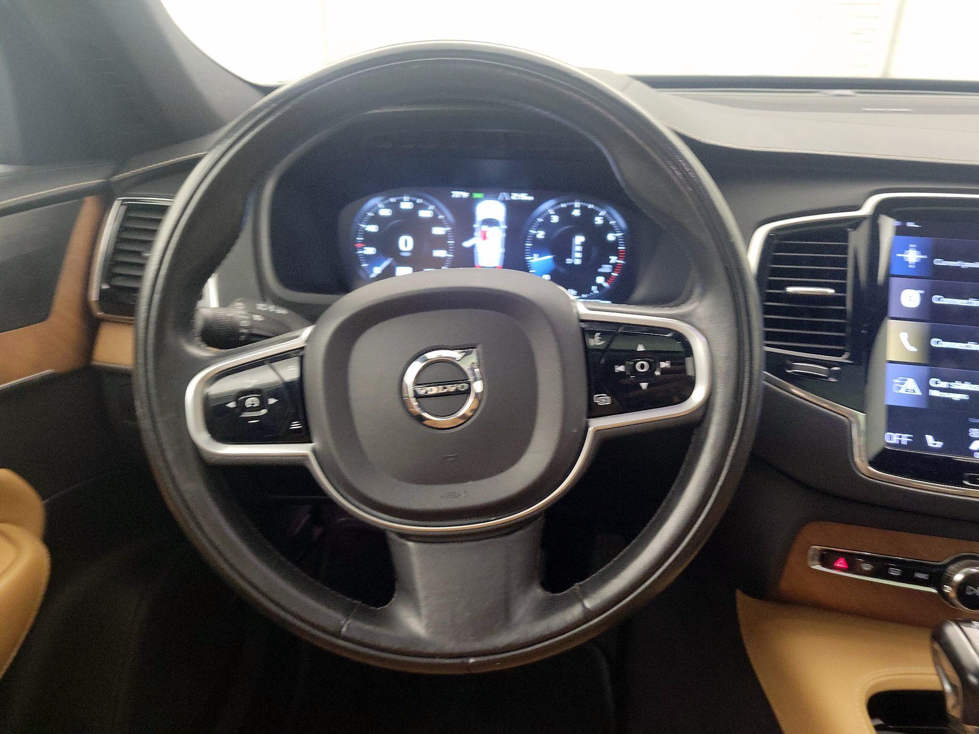 Thumbnail: 2019 Volvo XC90 - 10