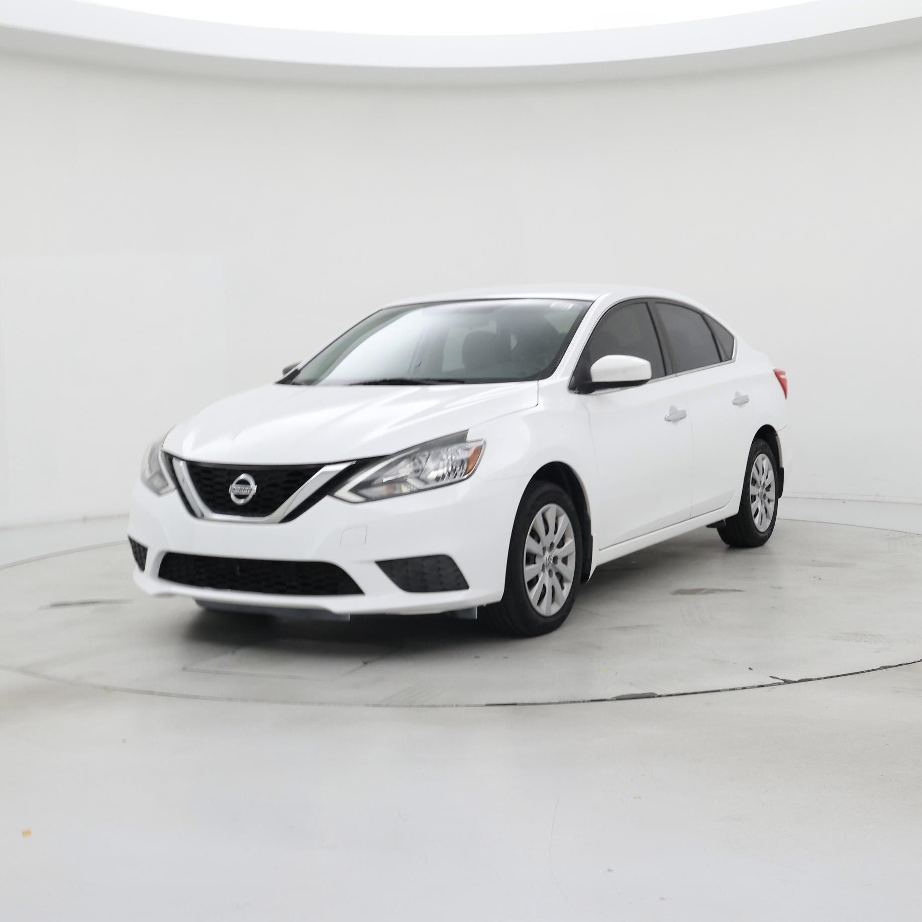 Thumbnail: 2016 Nissan Sentra - 4