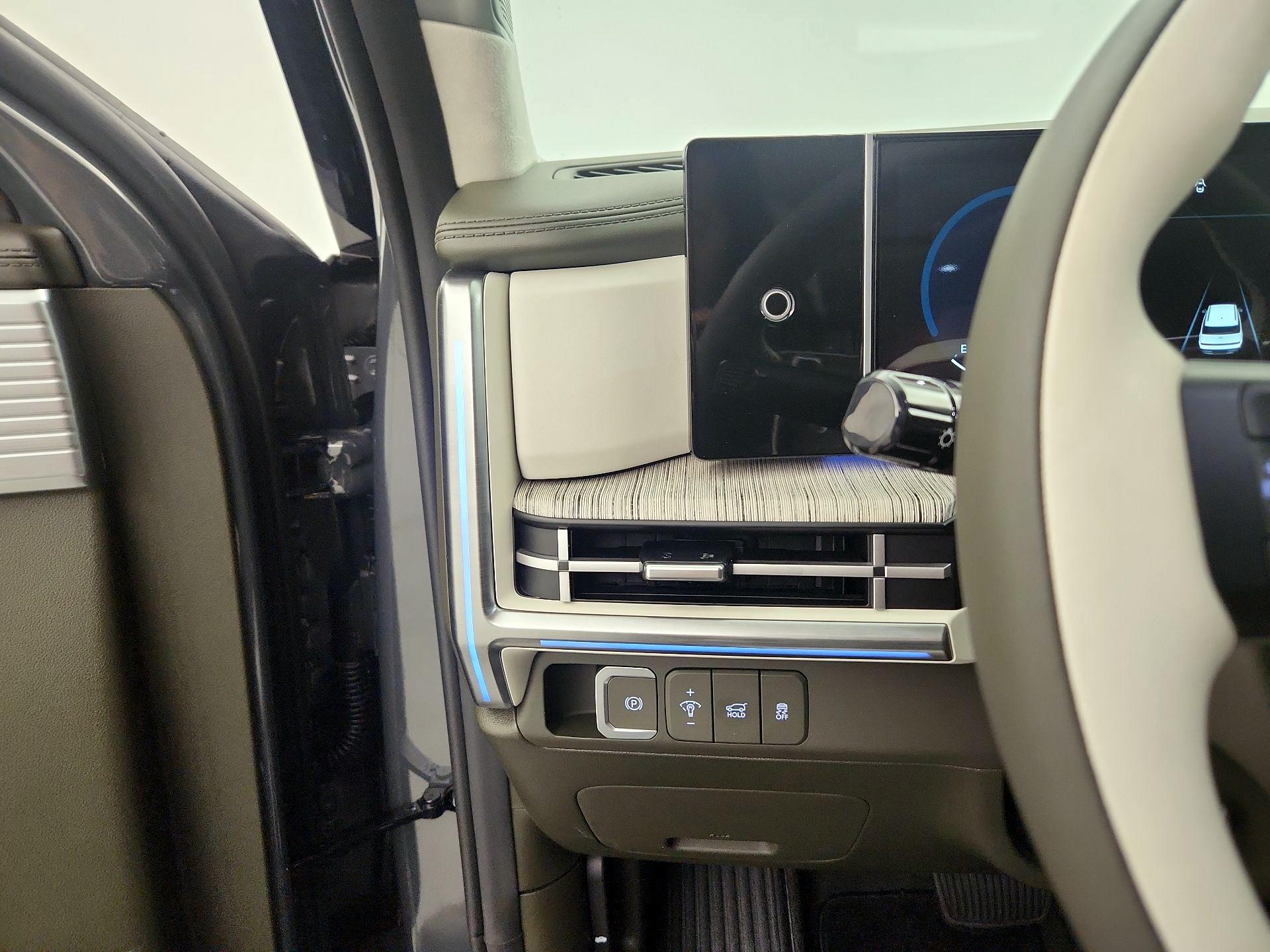 Thumbnail: 2025 Hyundai Santa Fe - 13