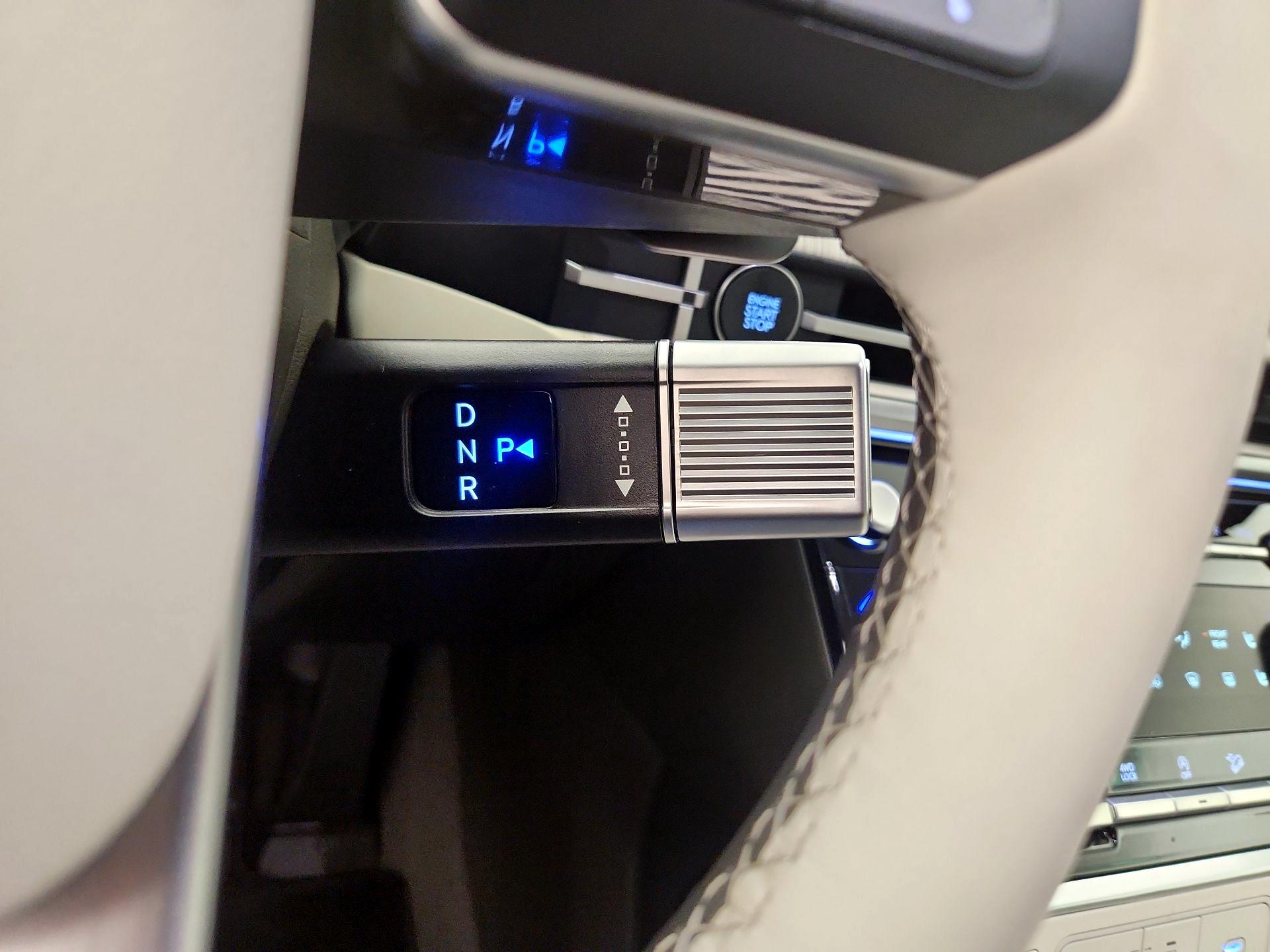 Thumbnail: 2025 Hyundai Santa Fe - 18